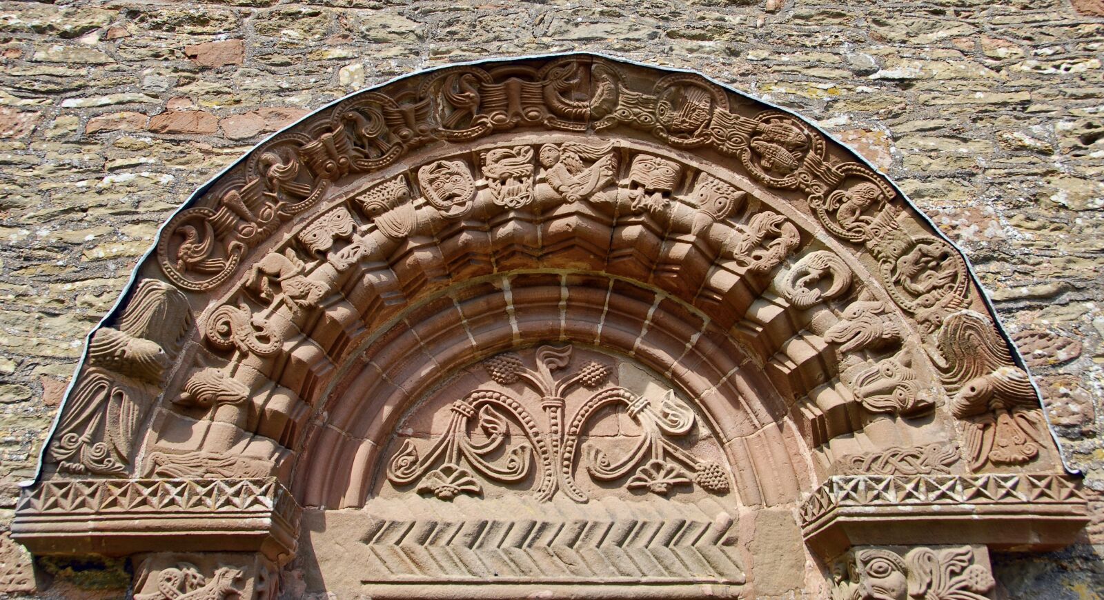 Nikon D200 sample photo. Kilpeck, church, doorway photography