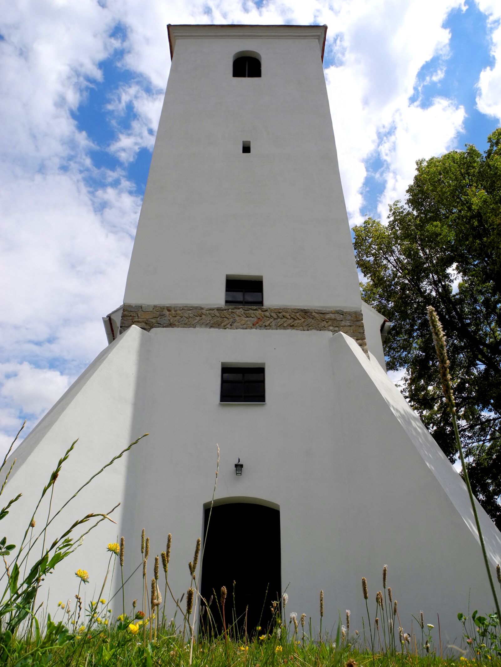 Nikon Coolpix P7000 sample photo. Church, tower, white photography