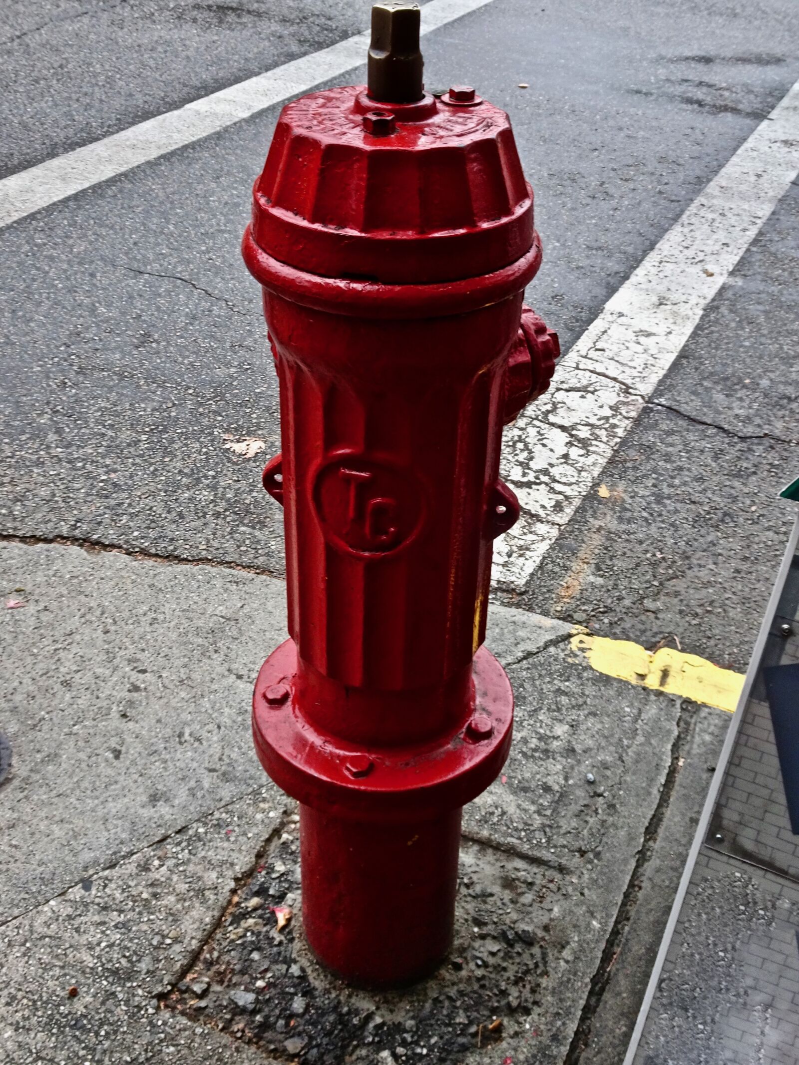 Sony Cyber-shot DSC-HX90V sample photo. Fire hydrant, red, water photography