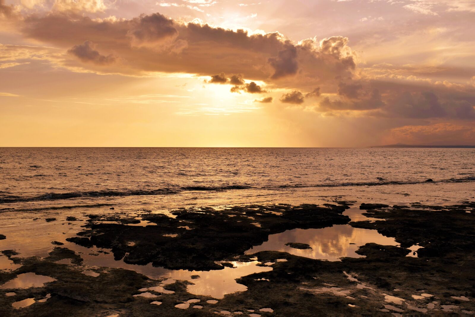 Nikon D3300 sample photo. Sunset, sea, sky photography
