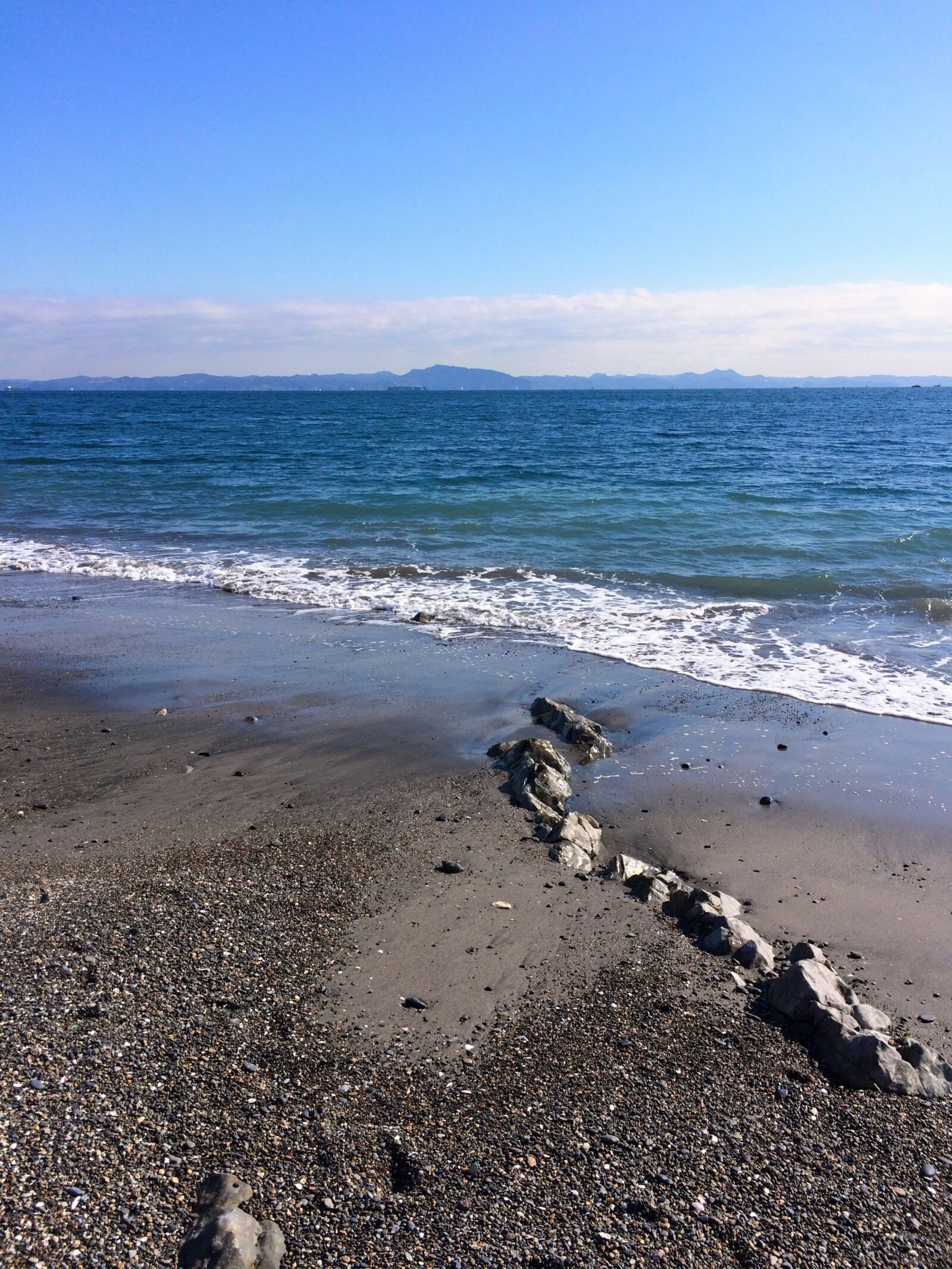 iPhone 5s back camera 4.15mm f/2.2 sample photo. Miurakaigan, coast, sea photography