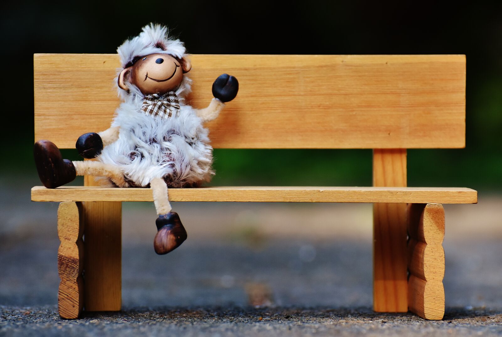 Nikon D7200 sample photo. Sheep, bank, sit photography
