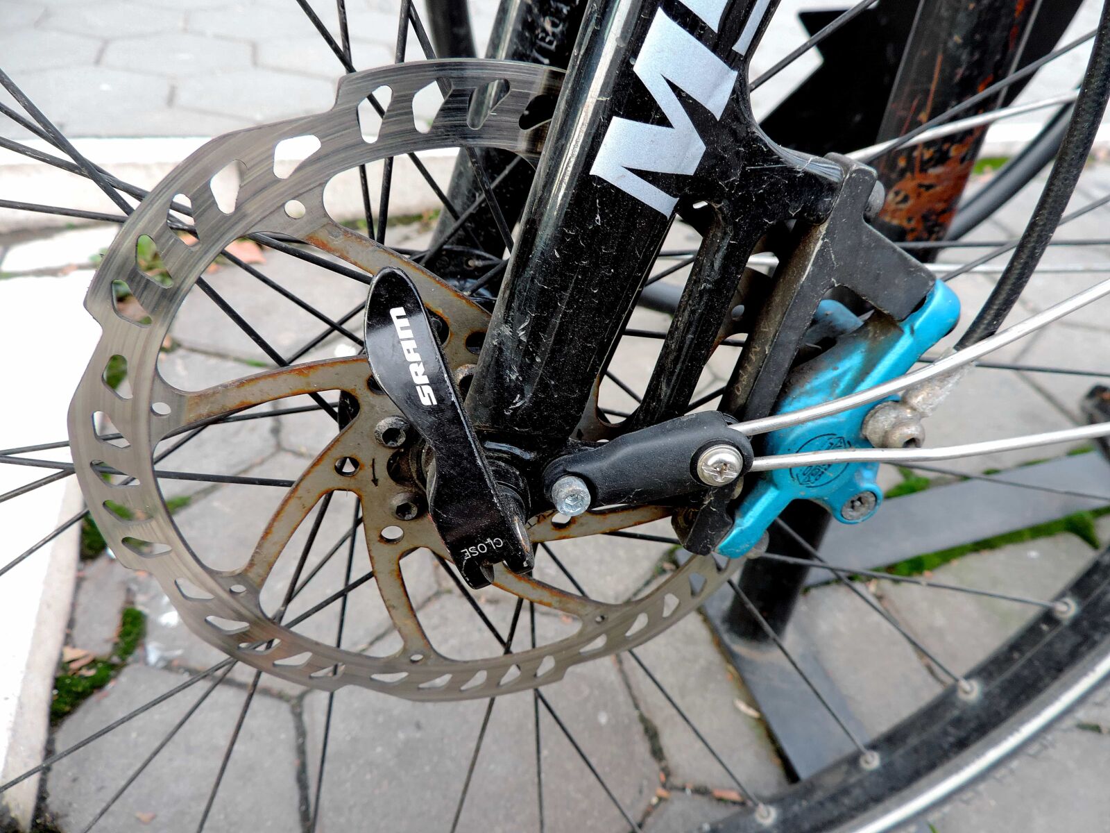 Nikon Coolpix P520 sample photo. Bicycle, brake, vehicle, wheel photography