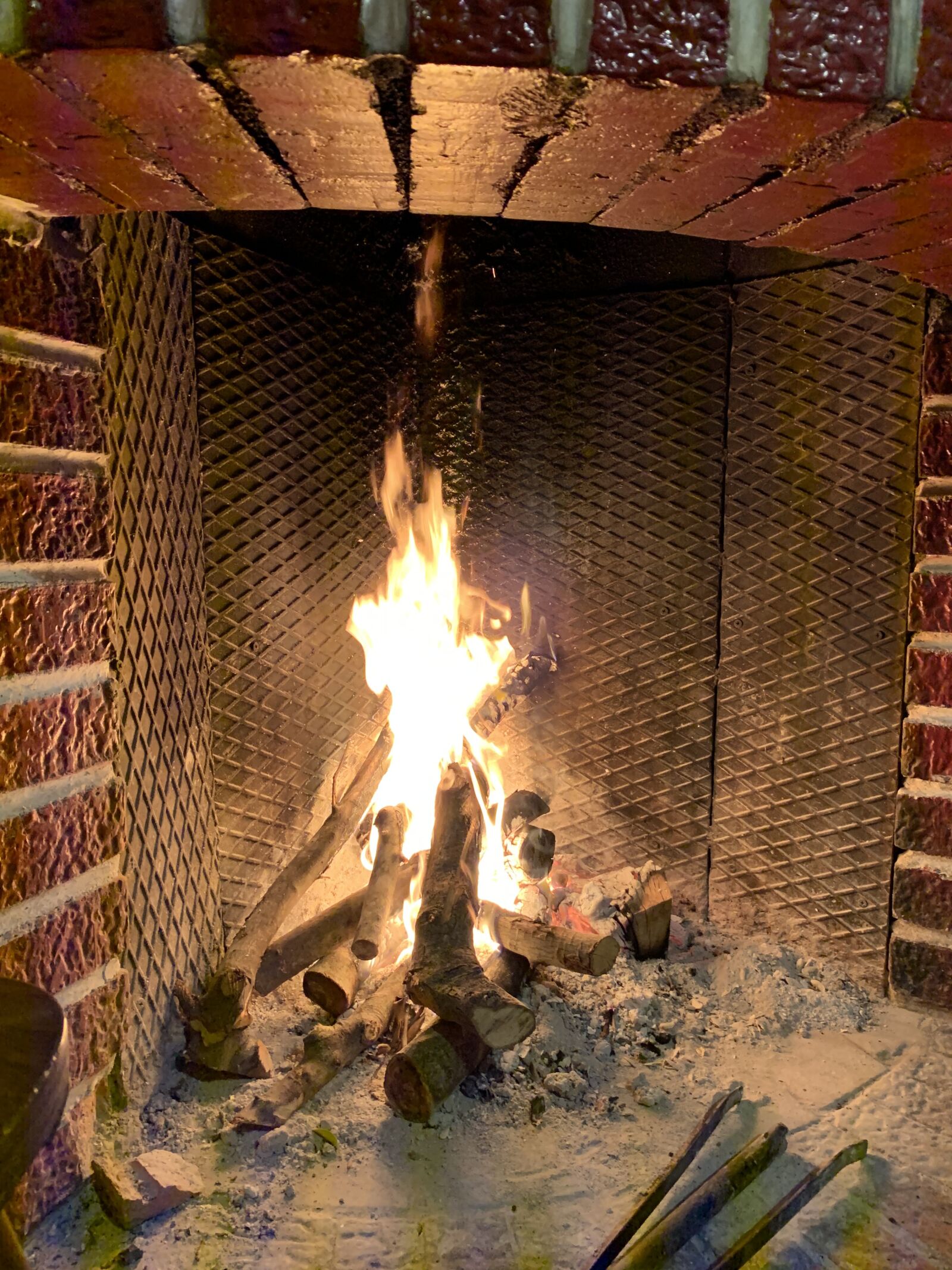 Apple iPhone XS sample photo. Fireplace, fire, home photography