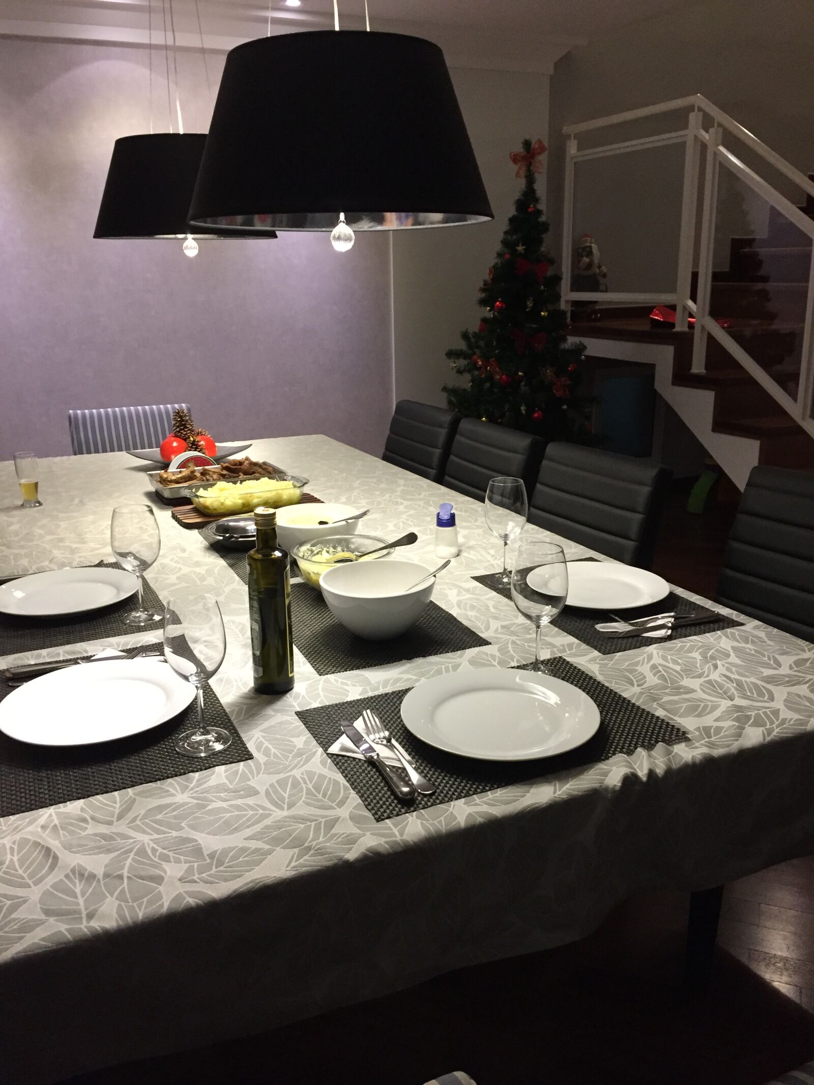 Apple iPhone 6 sample photo. Table, christmas, family photography