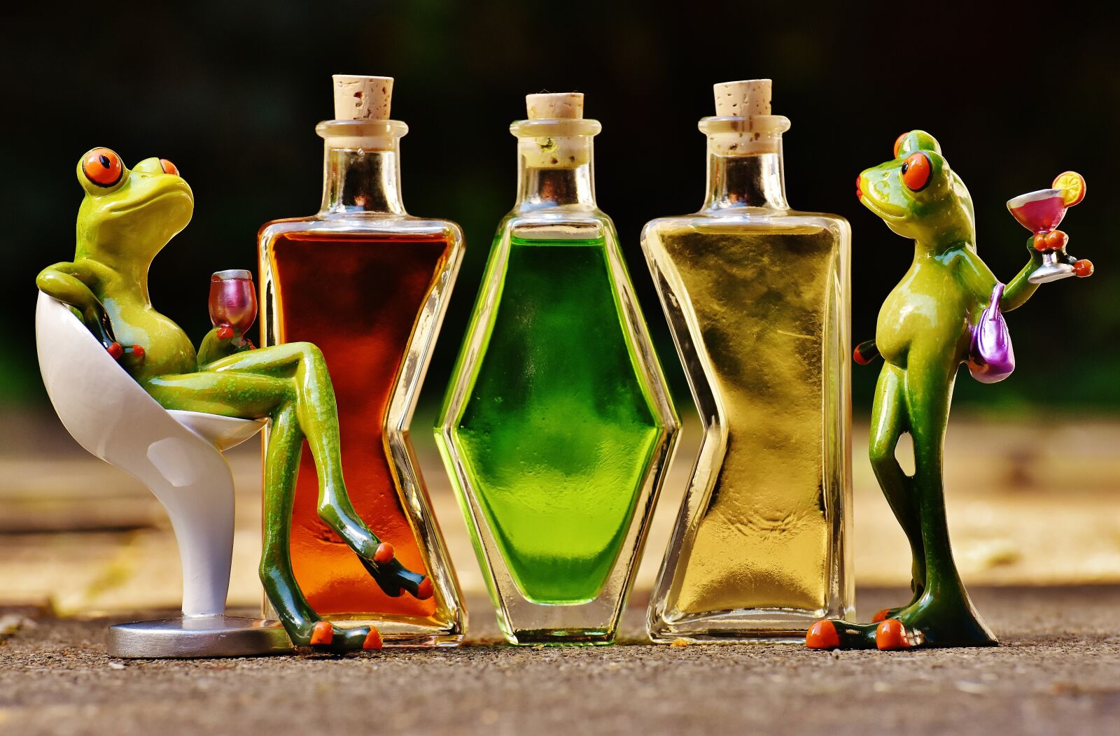 Nikon D7200 sample photo. Frogs, beverages, bottles photography