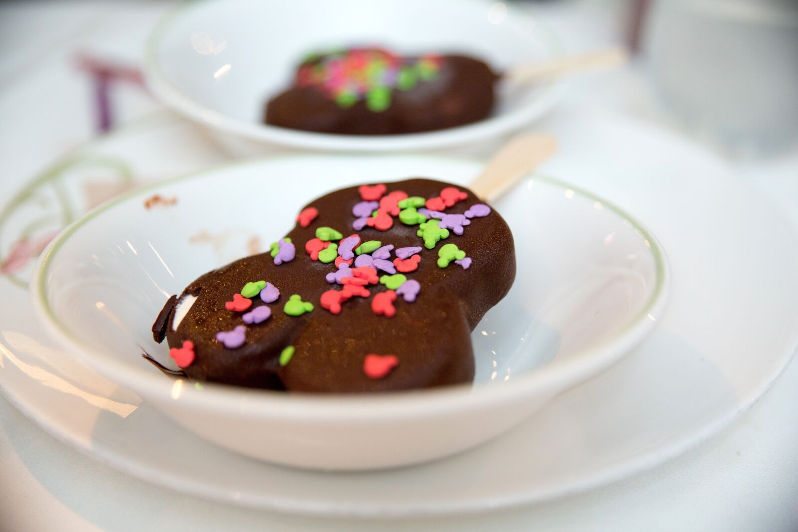 Canon EOS 5D Mark III sample photo. Ice cream, sprinkles, chocolate photography