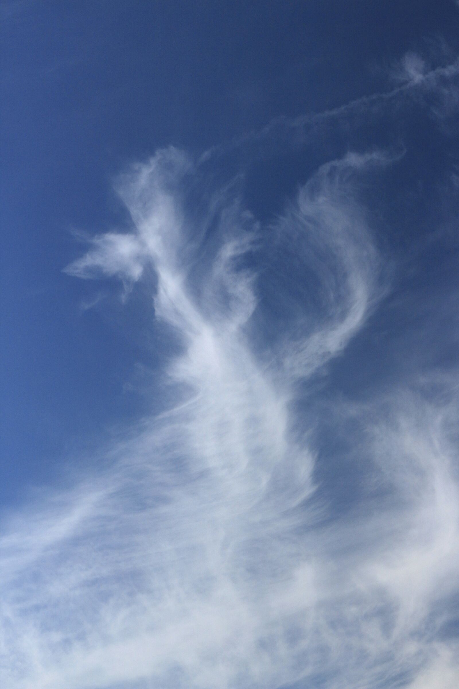Canon EOS 700D (EOS Rebel T5i / EOS Kiss X7i) sample photo. Sky, blue, clouds photography