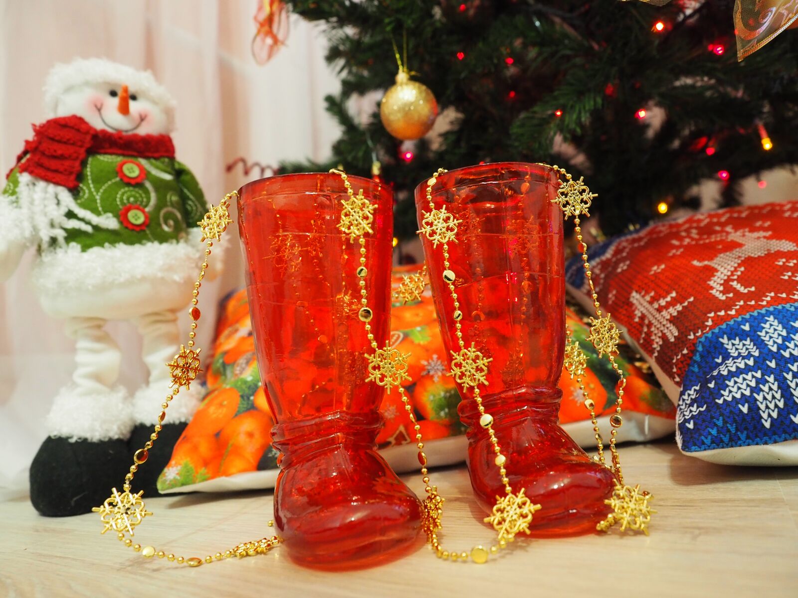 Olympus OM-D E-M5 II + Olympus M.Zuiko Digital ED 12-40mm F2.8 Pro sample photo. New year's eve, holiday photography