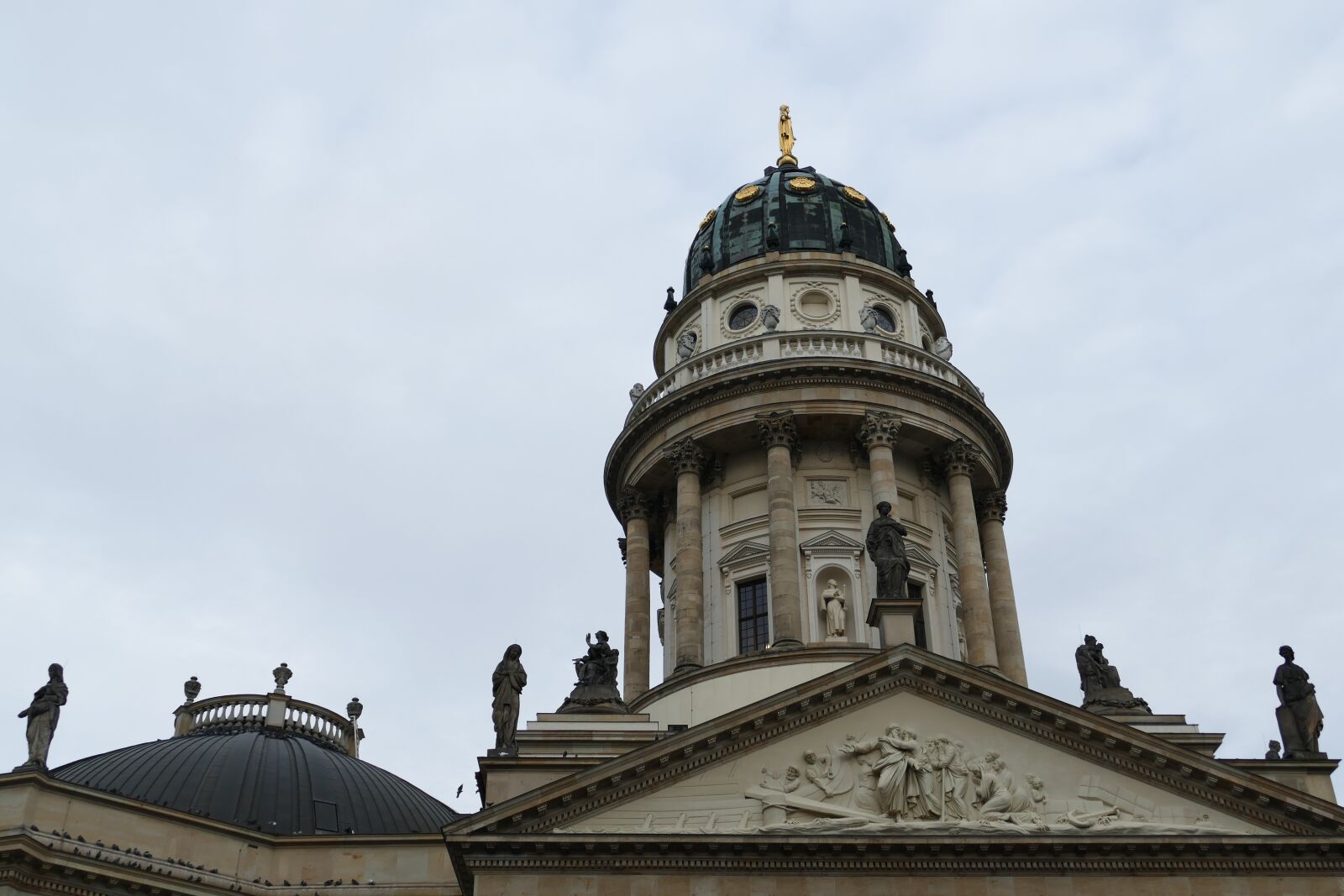 Panasonic Lumix DMC-FZ1000 sample photo. Berlin, gendarmenmarkt, architecture photography