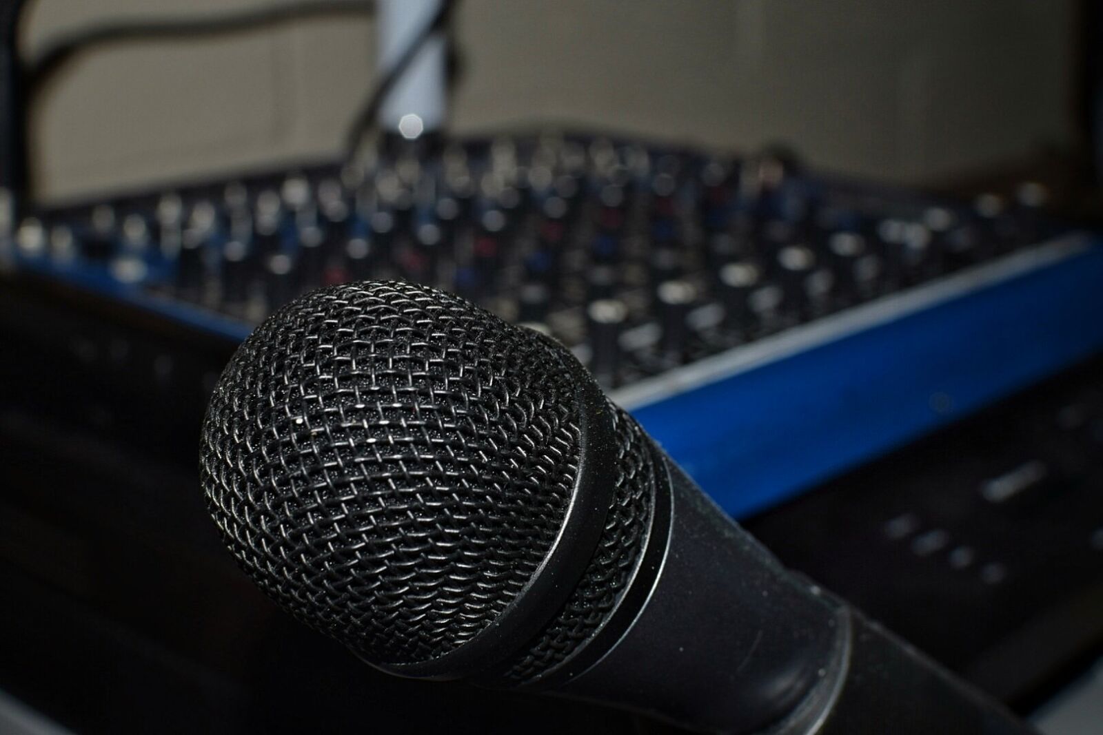 Nikon D5300 sample photo. Board, microphone, recording, sound photography