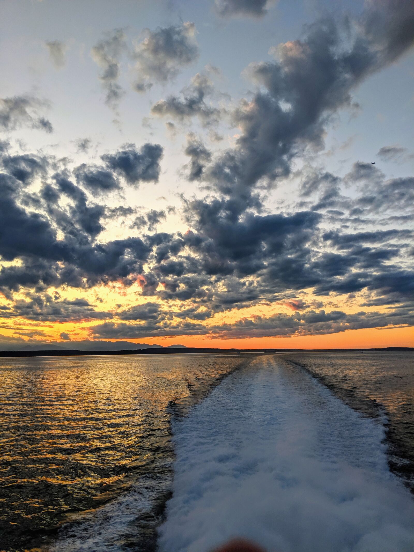 Google Pixel 2 sample photo. Ocean, sunset, sky photography