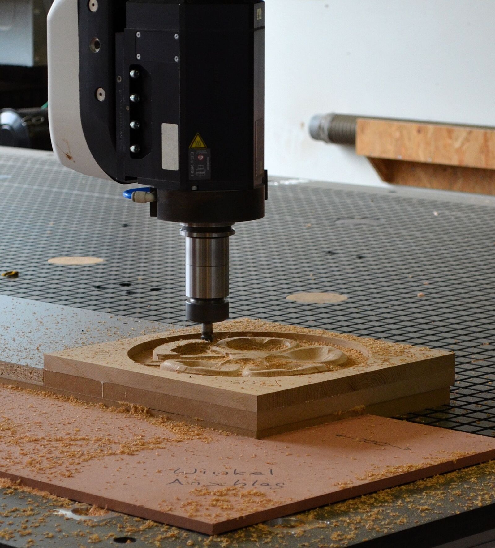Nikon D5100 sample photo. Joinery, carpenter, machine photography