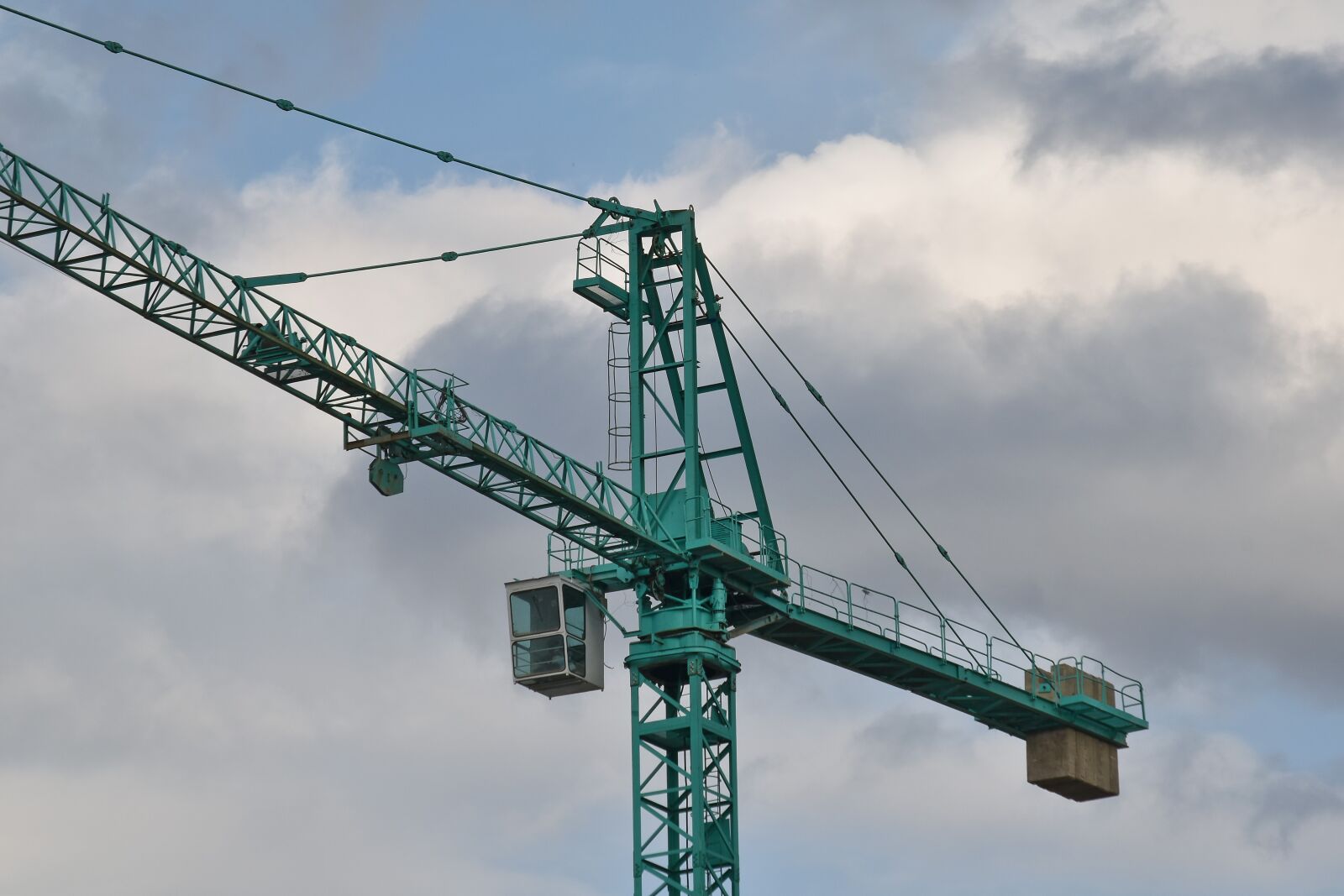 Nikon D5500 sample photo. Crane, development, elevator, industry photography