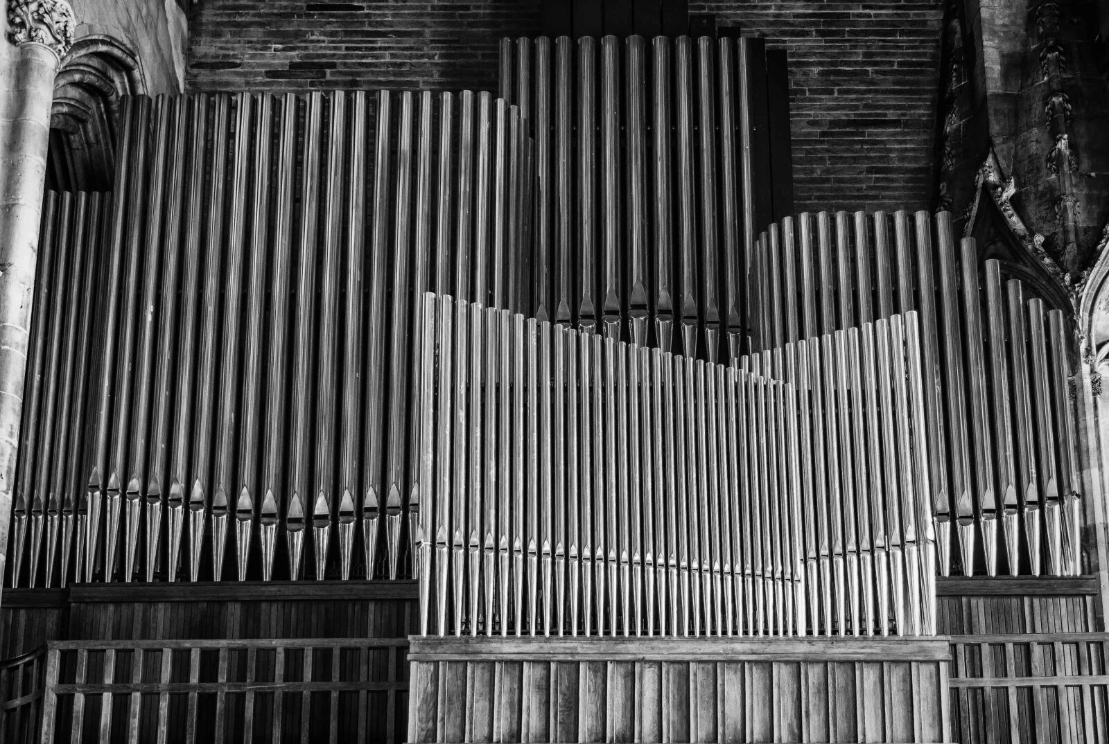Nikon D3300 sample photo. Architecture, monochrome, music, sound photography
