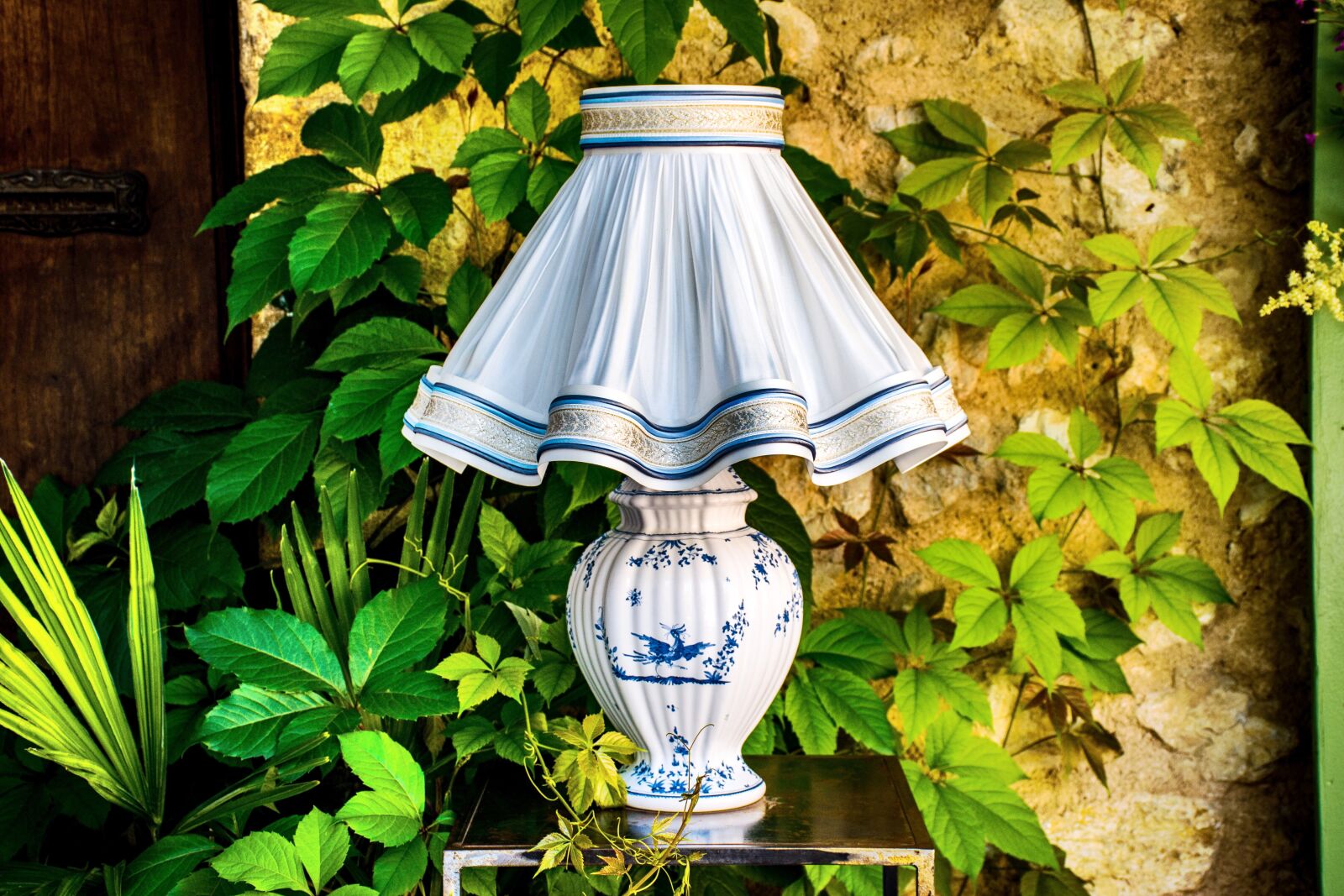 Nikon D5600 sample photo. Lamp, lamp shade, china photography