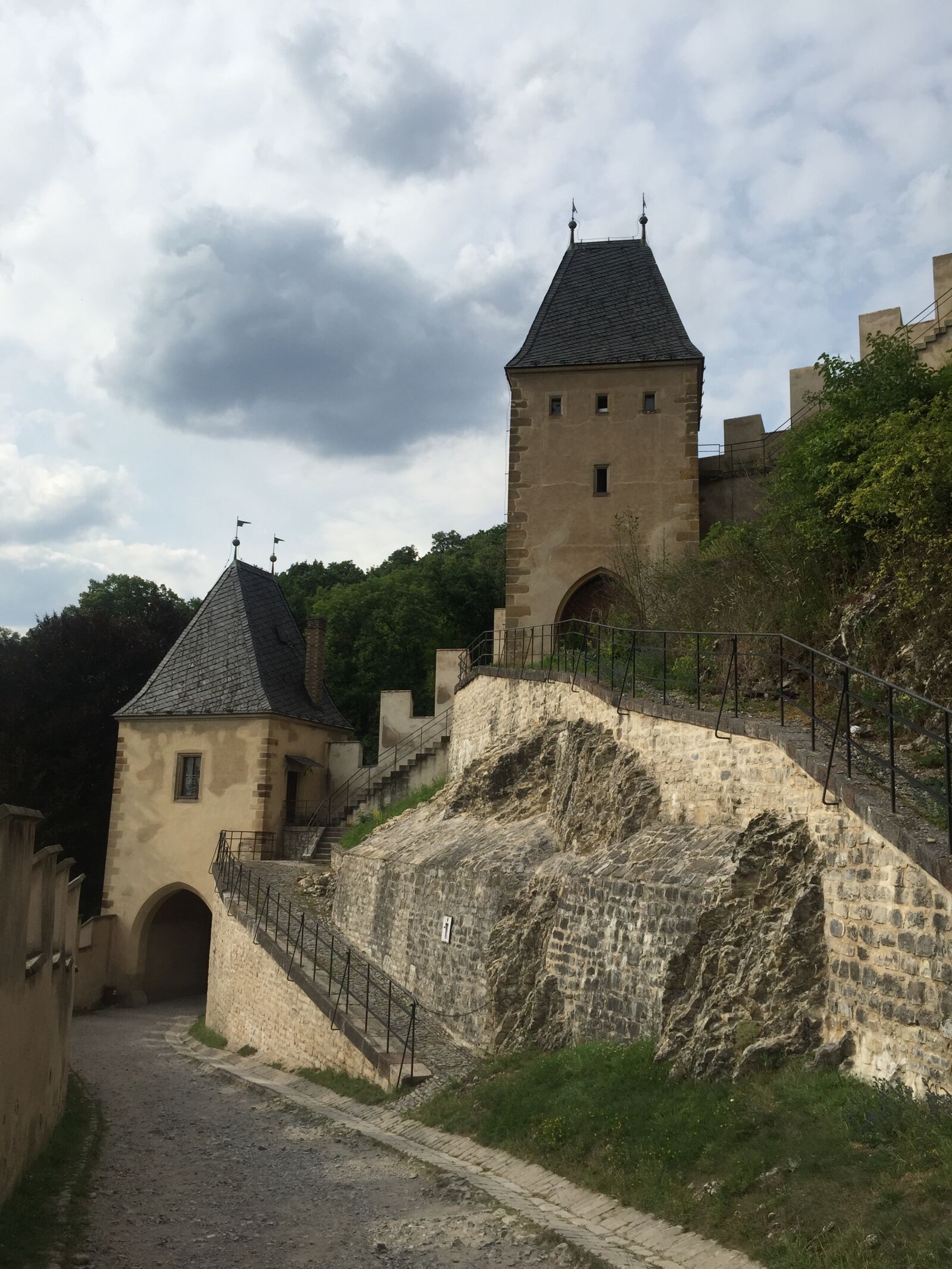 Apple iPhone 6 sample photo. Karlstejn, castle, strength photography