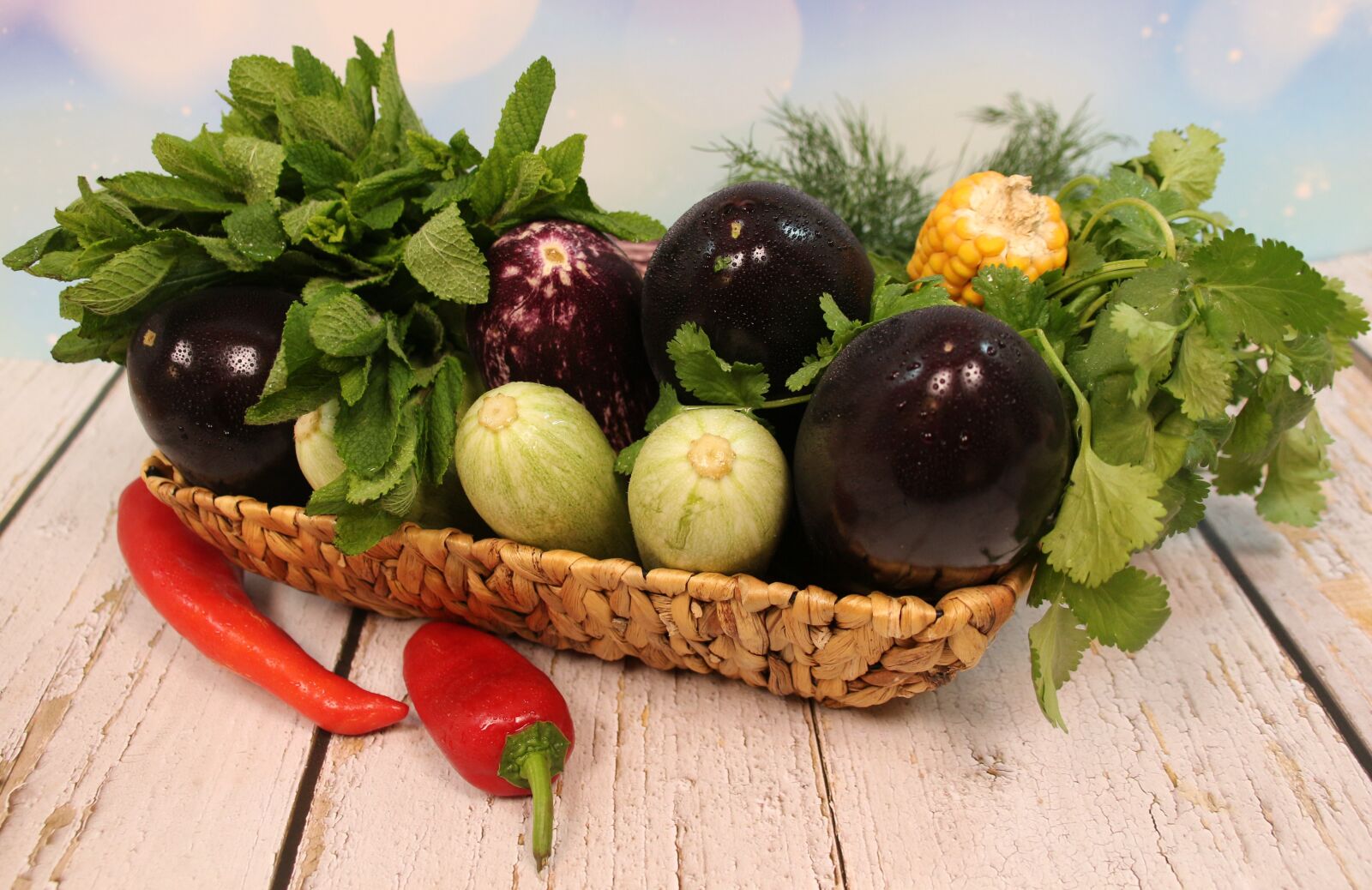 Canon EOS 700D (EOS Rebel T5i / EOS Kiss X7i) sample photo. Vegetables, basket, food photography