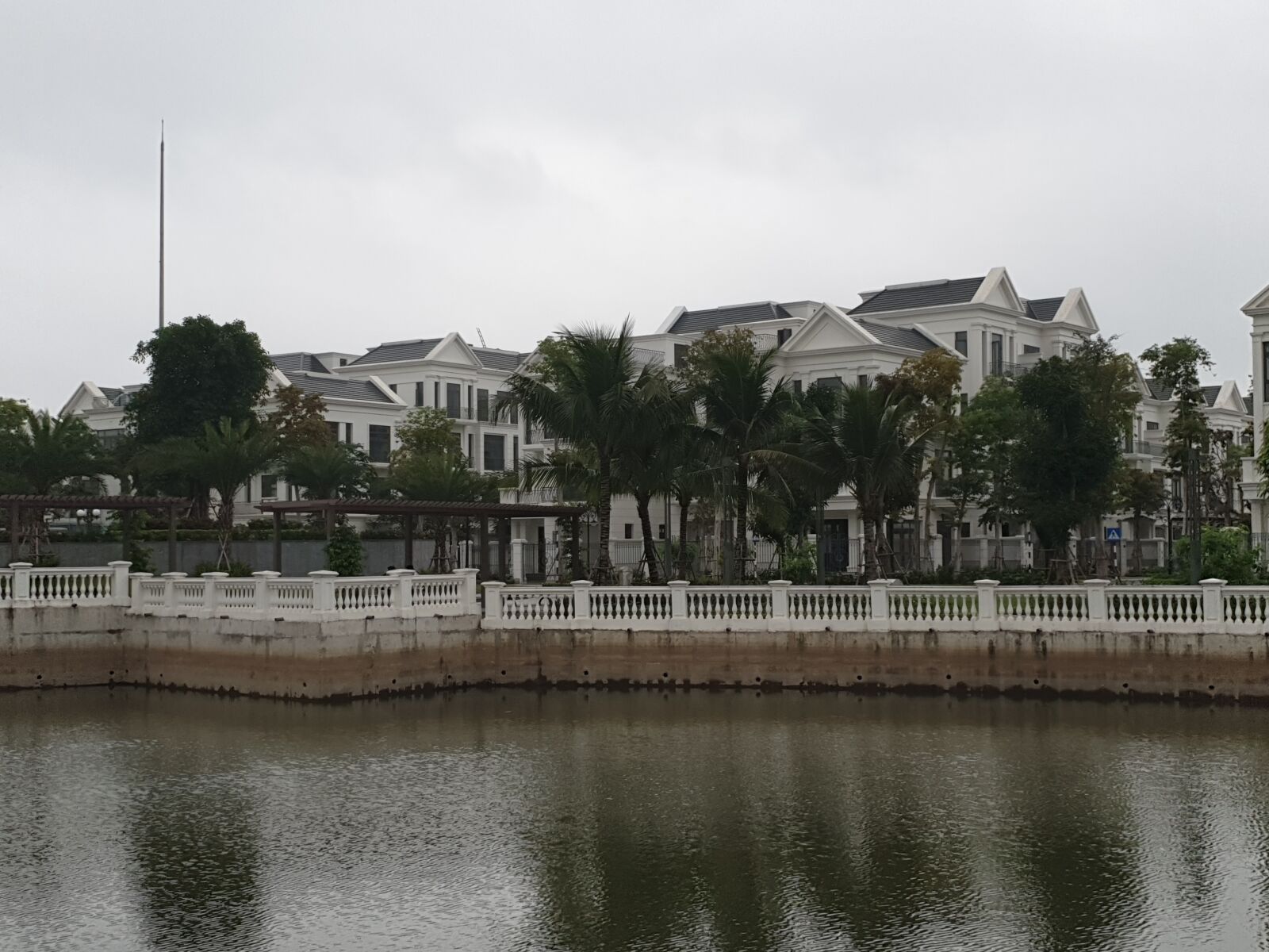 Samsung Galaxy S9+ sample photo. Outdoor, home, water photography