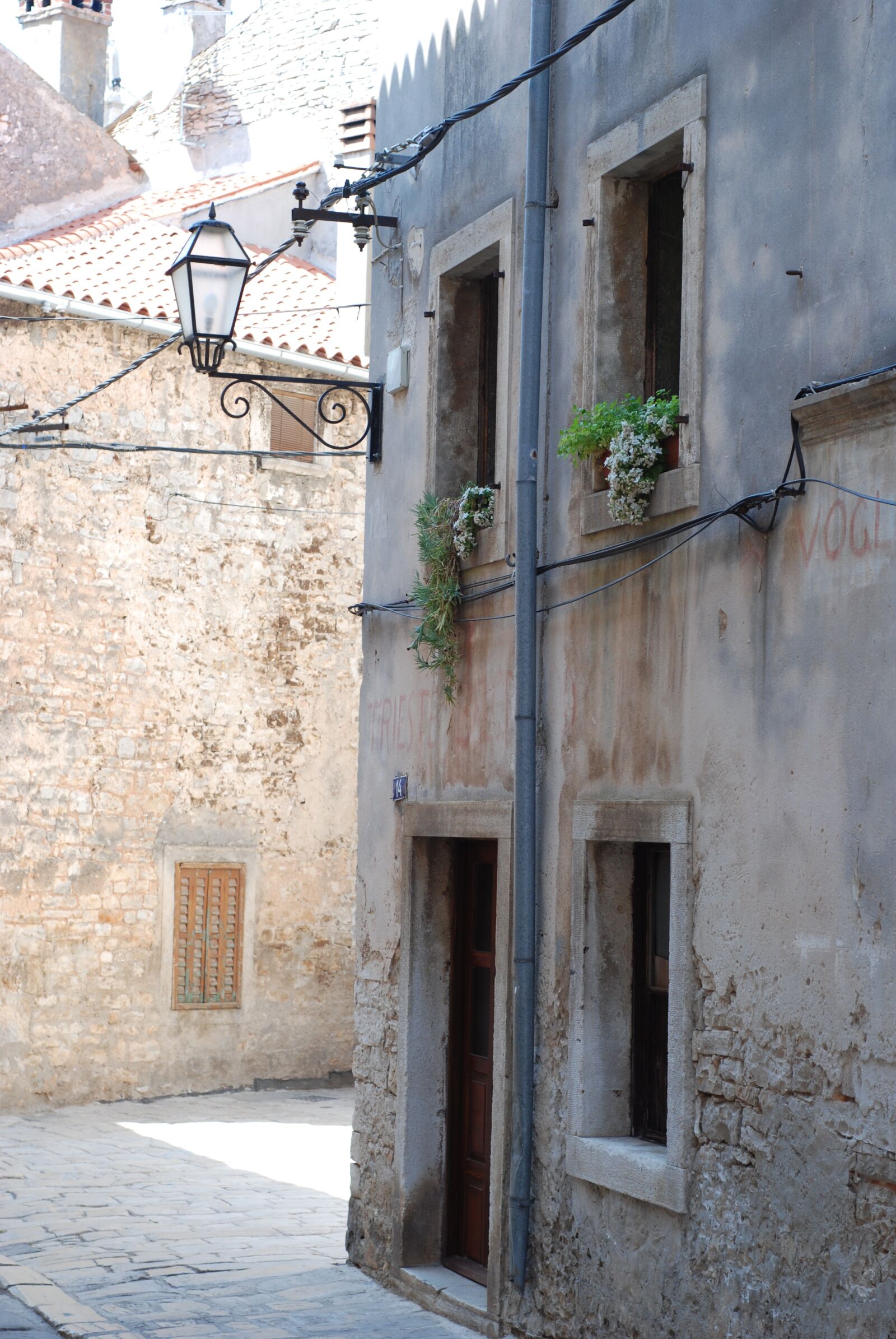 Nikon D80 sample photo. Croatia, tour, town photography