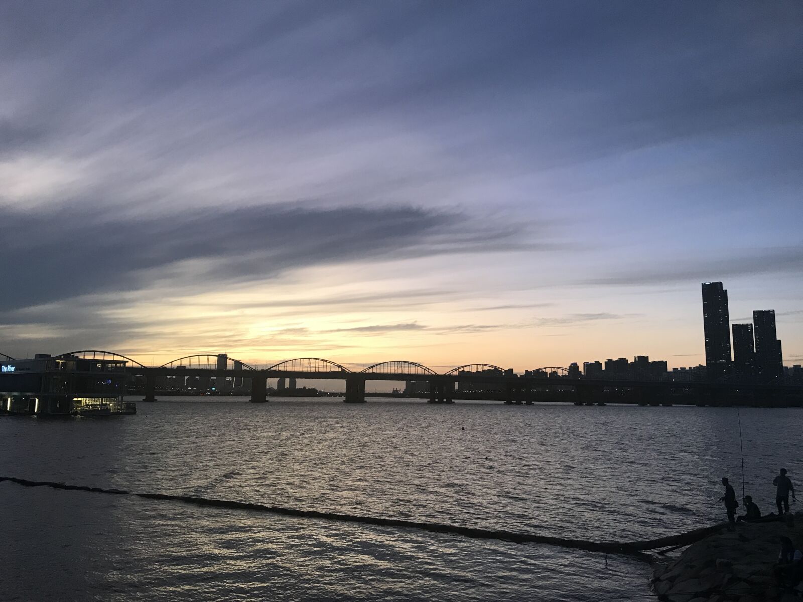 Apple iPhone 7 sample photo. Korea, seoul, han river photography
