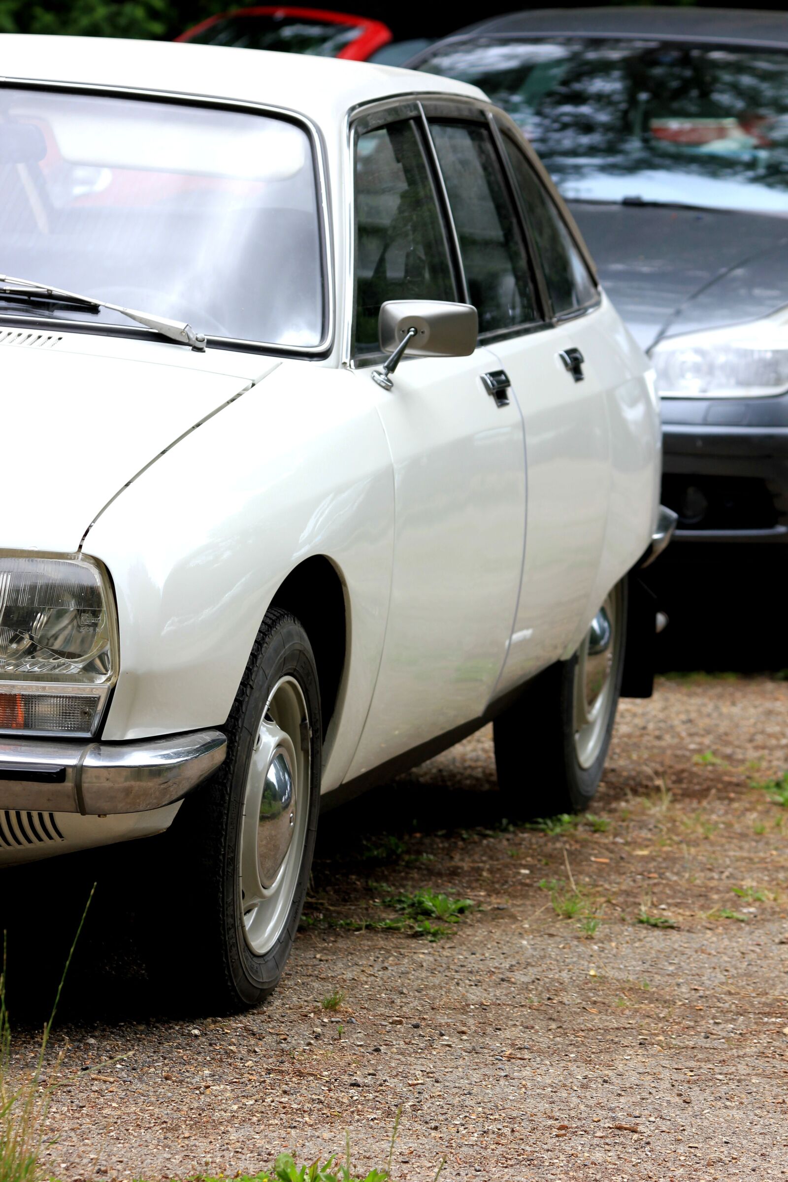 Canon EOS 550D (EOS Rebel T2i / EOS Kiss X4) sample photo. Car, former, citroën photography