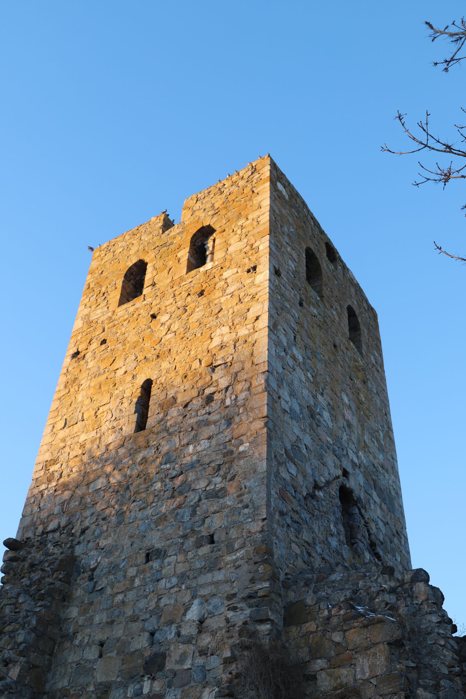 Canon EOS 6D Mark II sample photo. Architecture, tower, all photography