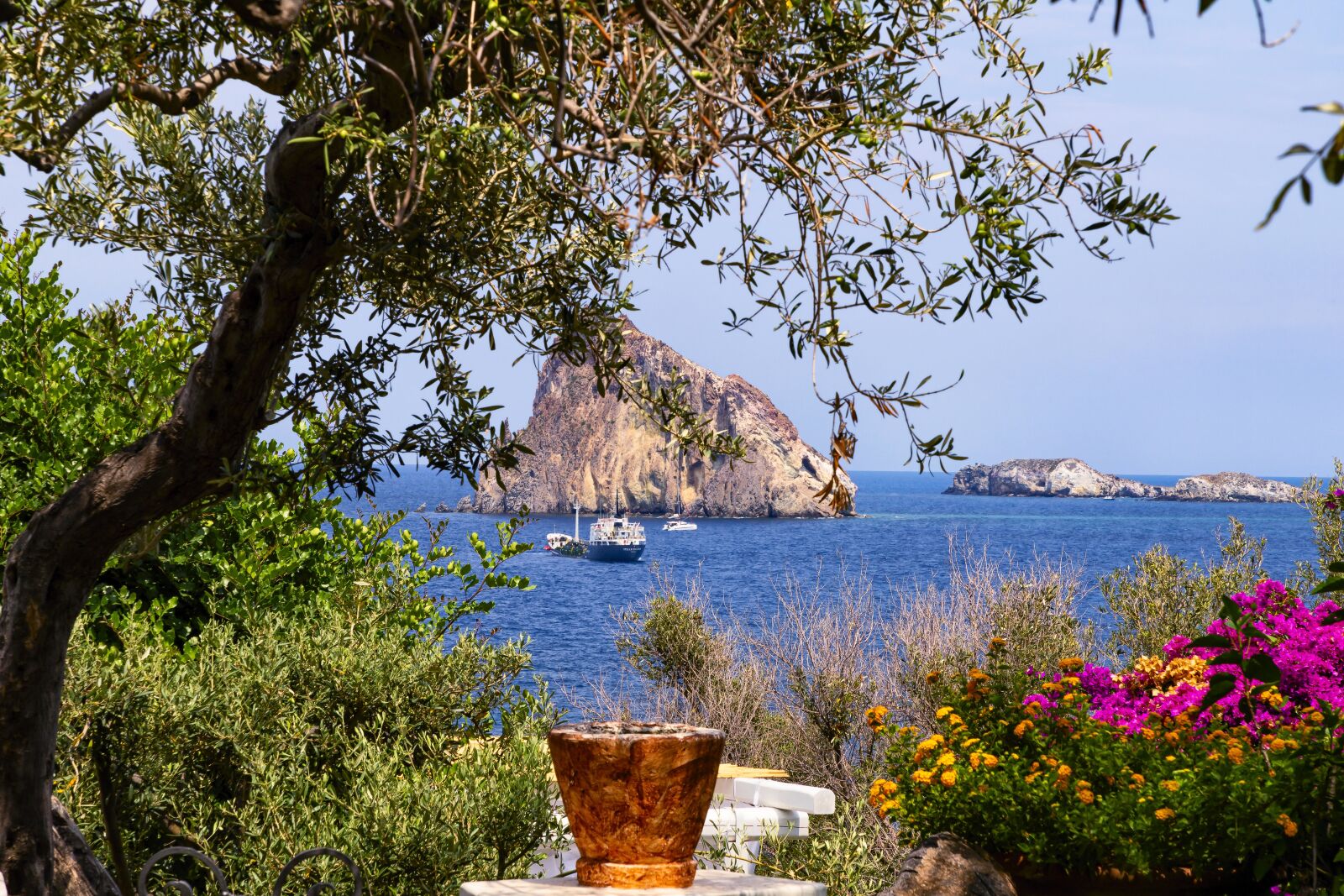 Canon EF 24-105mm F4L IS II USM sample photo. Aeolian islands, sicily, italy photography