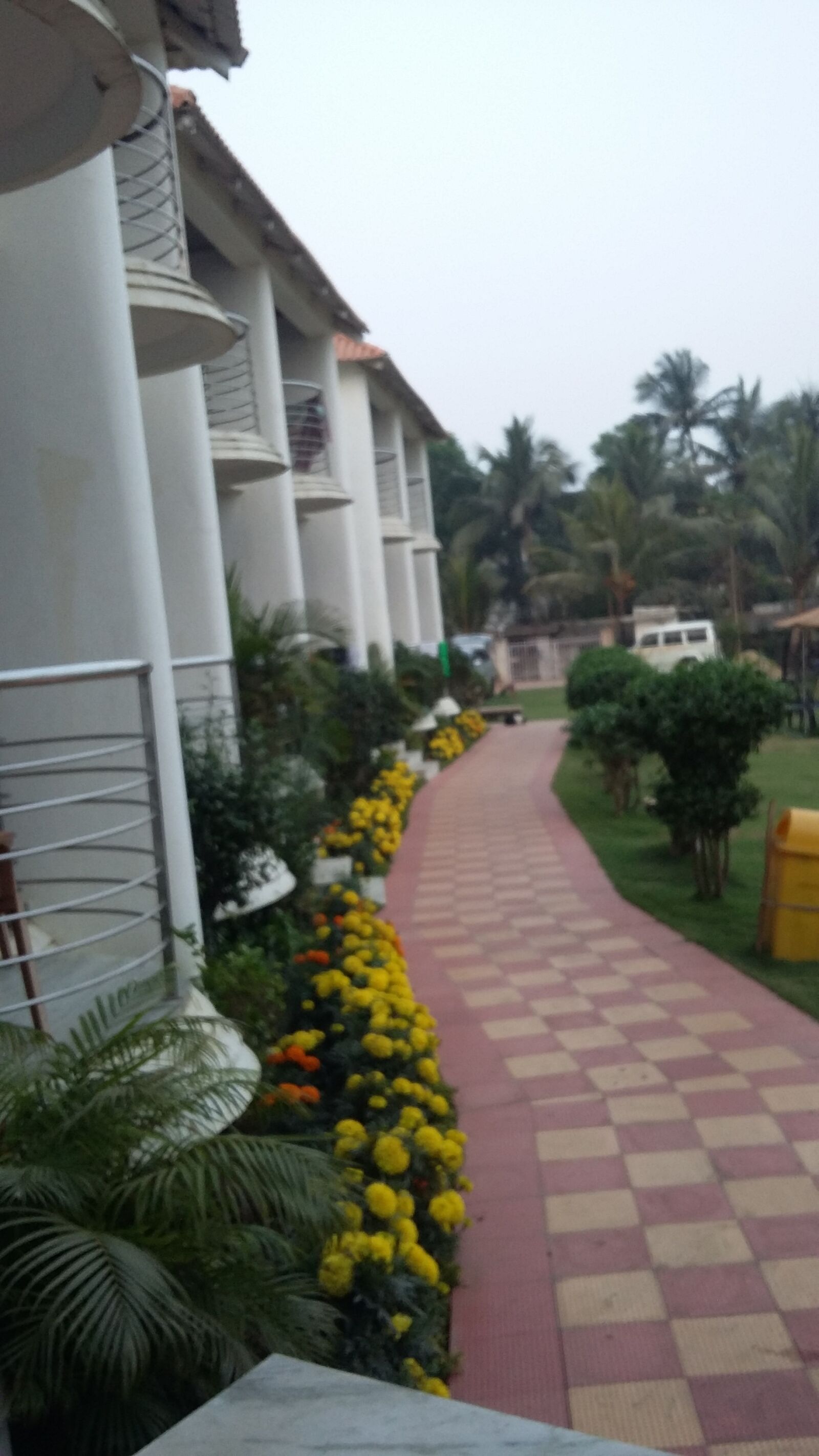 Samsung Galaxy Grand Prime sample photo. Garden, hotel, travel photography