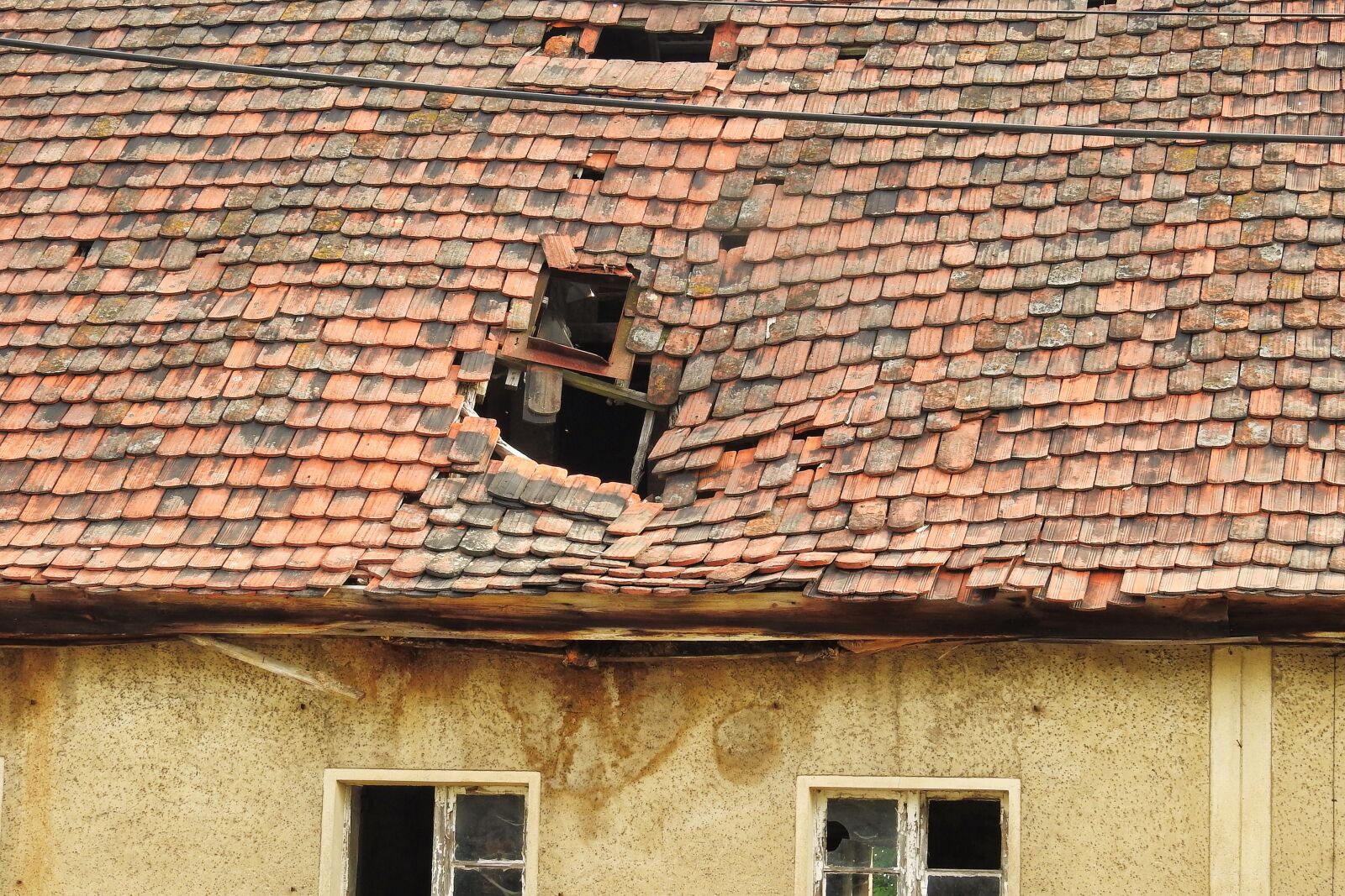 Nikon Coolpix P900 sample photo. Ruin, decay, abandoned photography