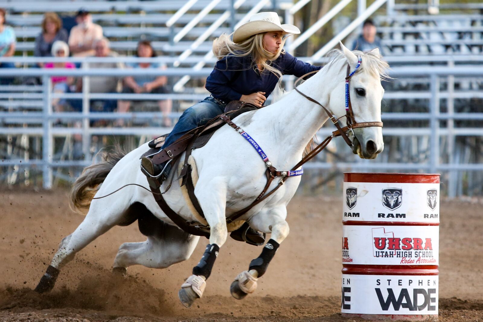 Canon EF 70-200mm F2.8L IS USM sample photo. Rodeo, horse, barrel photography