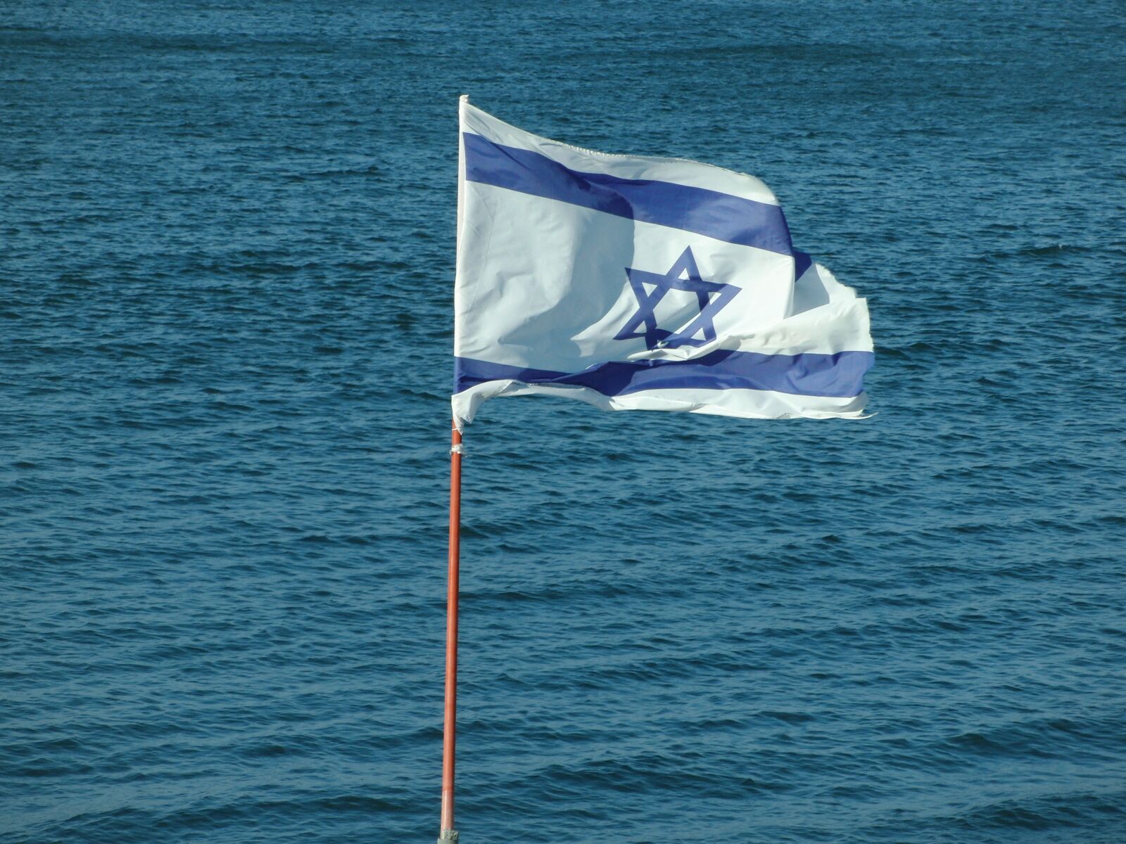 CASIO EX-FC100 sample photo. Sea, flag, israel photography