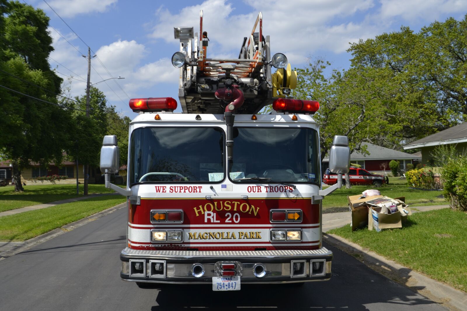 Nikon D3100 sample photo. Fire truck, fireman, green photography