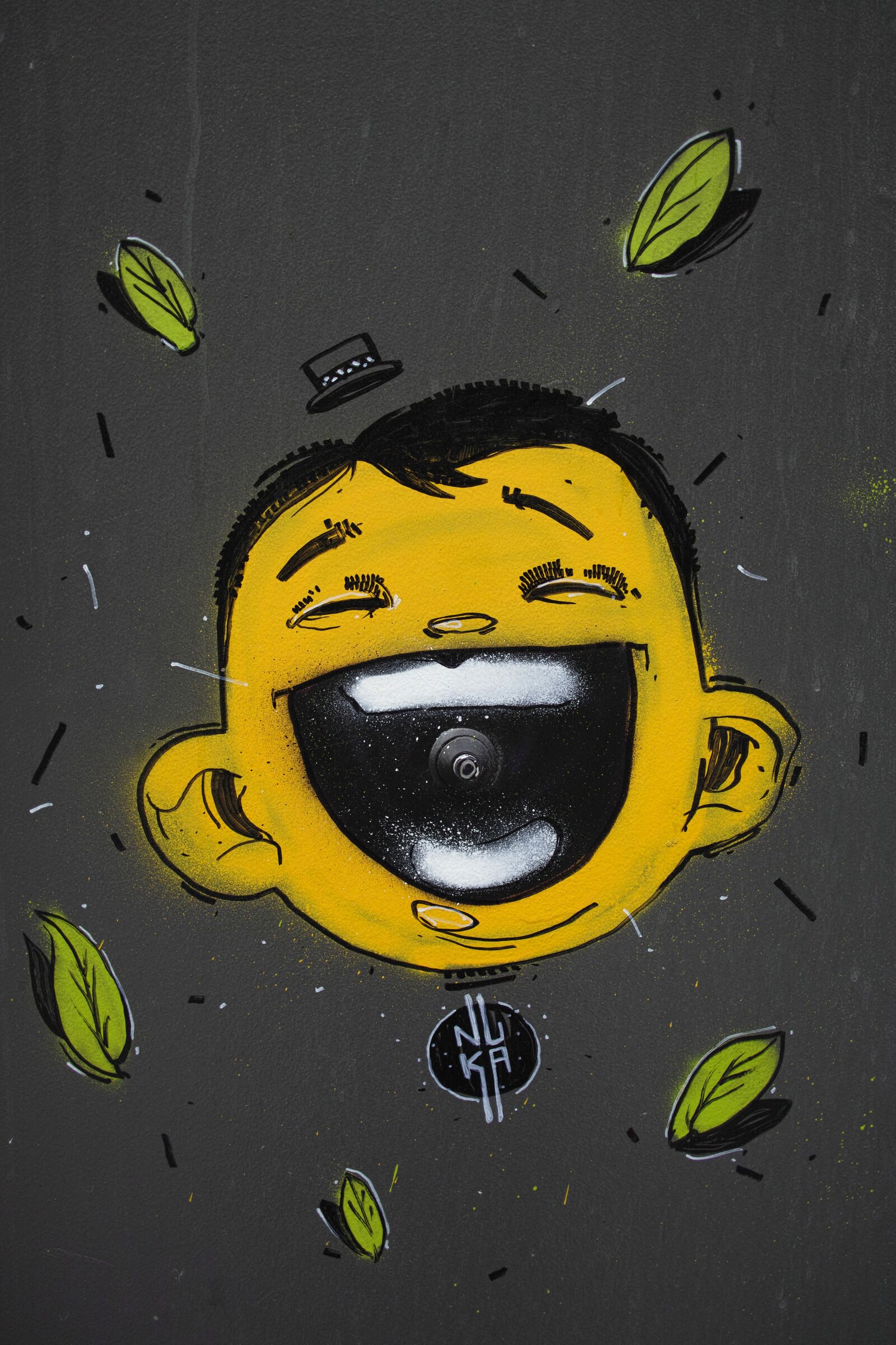 Sigma DP1 Merrill sample photo. Graffiti, pictures, city center photography