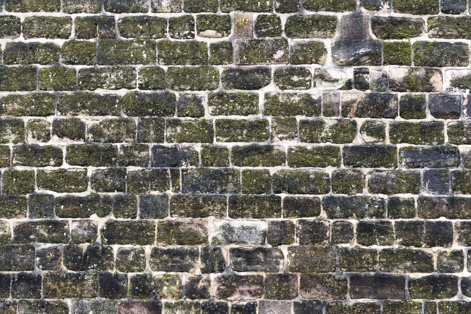 Panasonic Lumix DMC-FZ1000 sample photo. Sand stone, stone wall photography