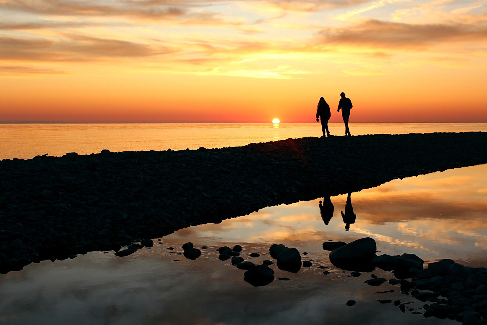 Canon EOS 600D (Rebel EOS T3i / EOS Kiss X5) sample photo. Sea, sunset, sky photography