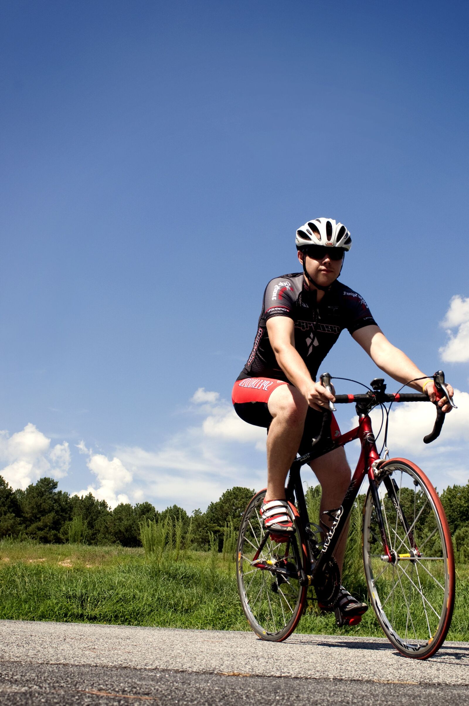 Nikon D300 sample photo. Bicyclist, streamline, aerodynamically, designed photography