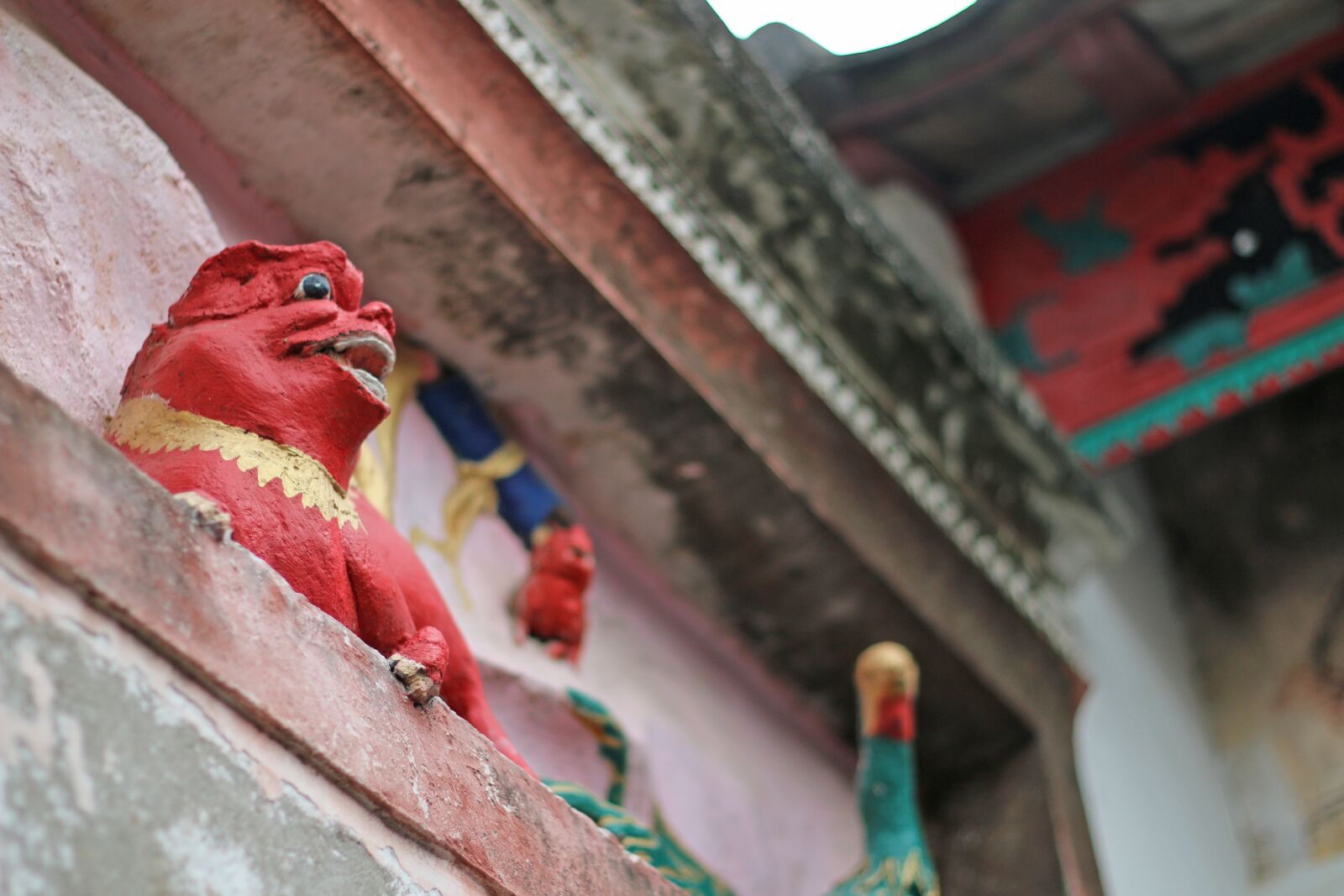 Canon EOS 70D + Canon EF 50mm F1.8 STM sample photo. Beast, wall, china photography