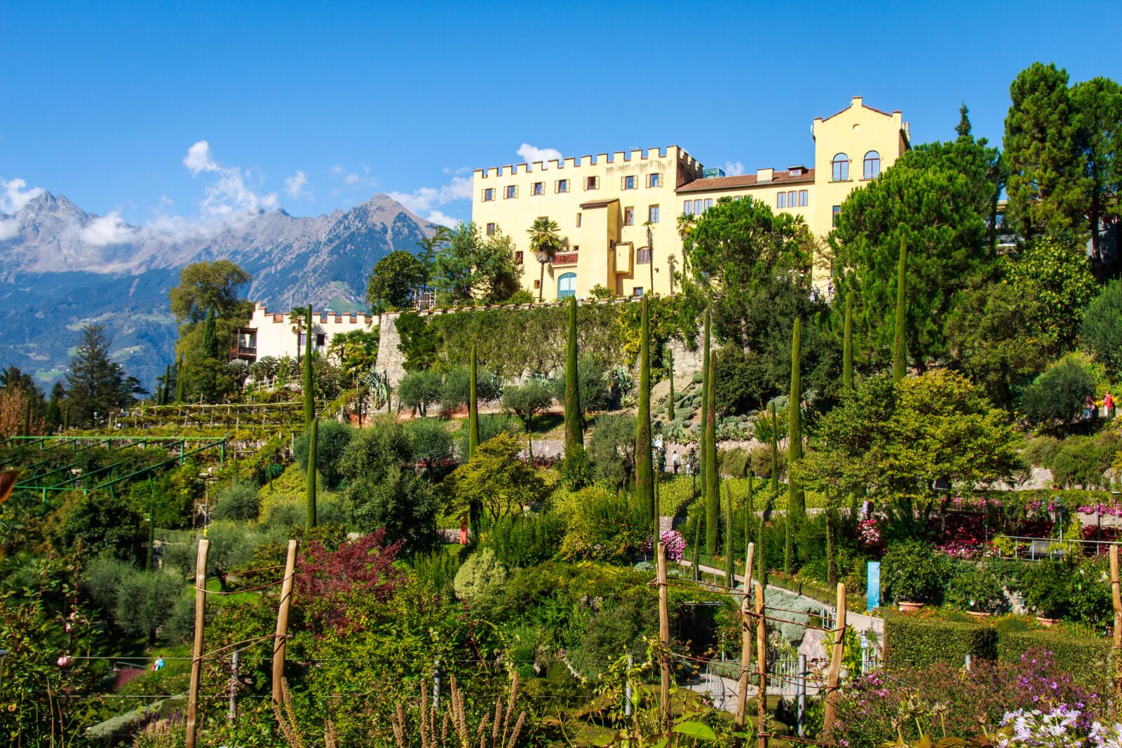 Canon EOS 650D (EOS Rebel T4i / EOS Kiss X6i) sample photo. Trauttmansdorff castle, meran, south photography