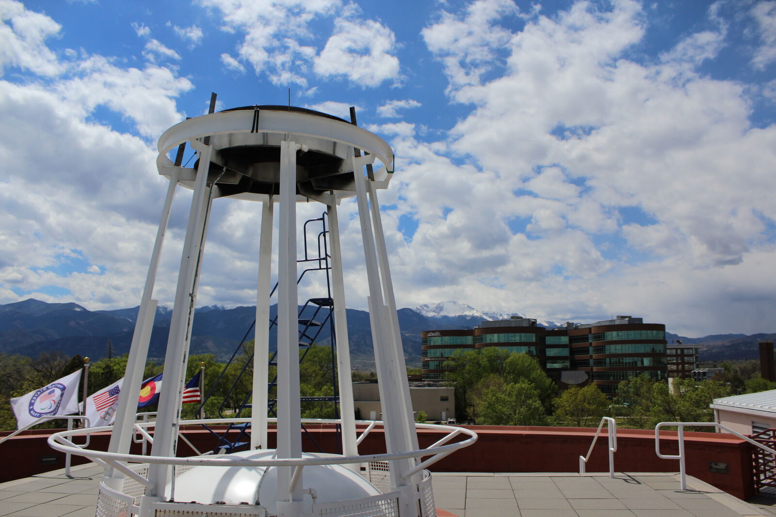 Canon EOS 1200D (EOS Rebel T5 / EOS Kiss X70 / EOS Hi) sample photo. Clouds, colorado, mountain, olympic photography