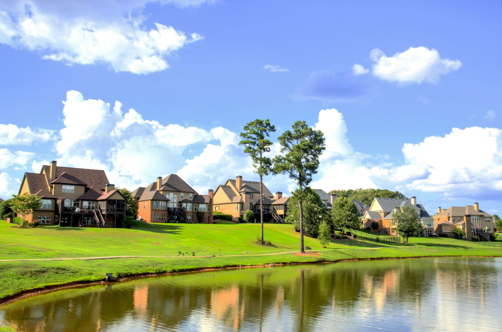 Nikon D610 sample photo. Houses, neighbourhood, landscape photography