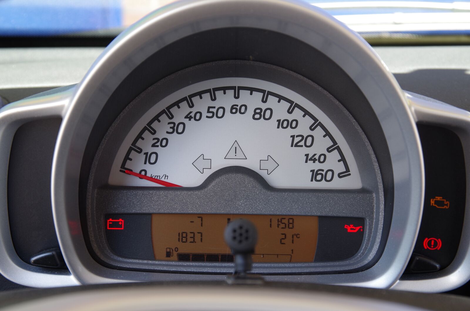 Pentax K-50 sample photo. Auto, smart, dashboard photography