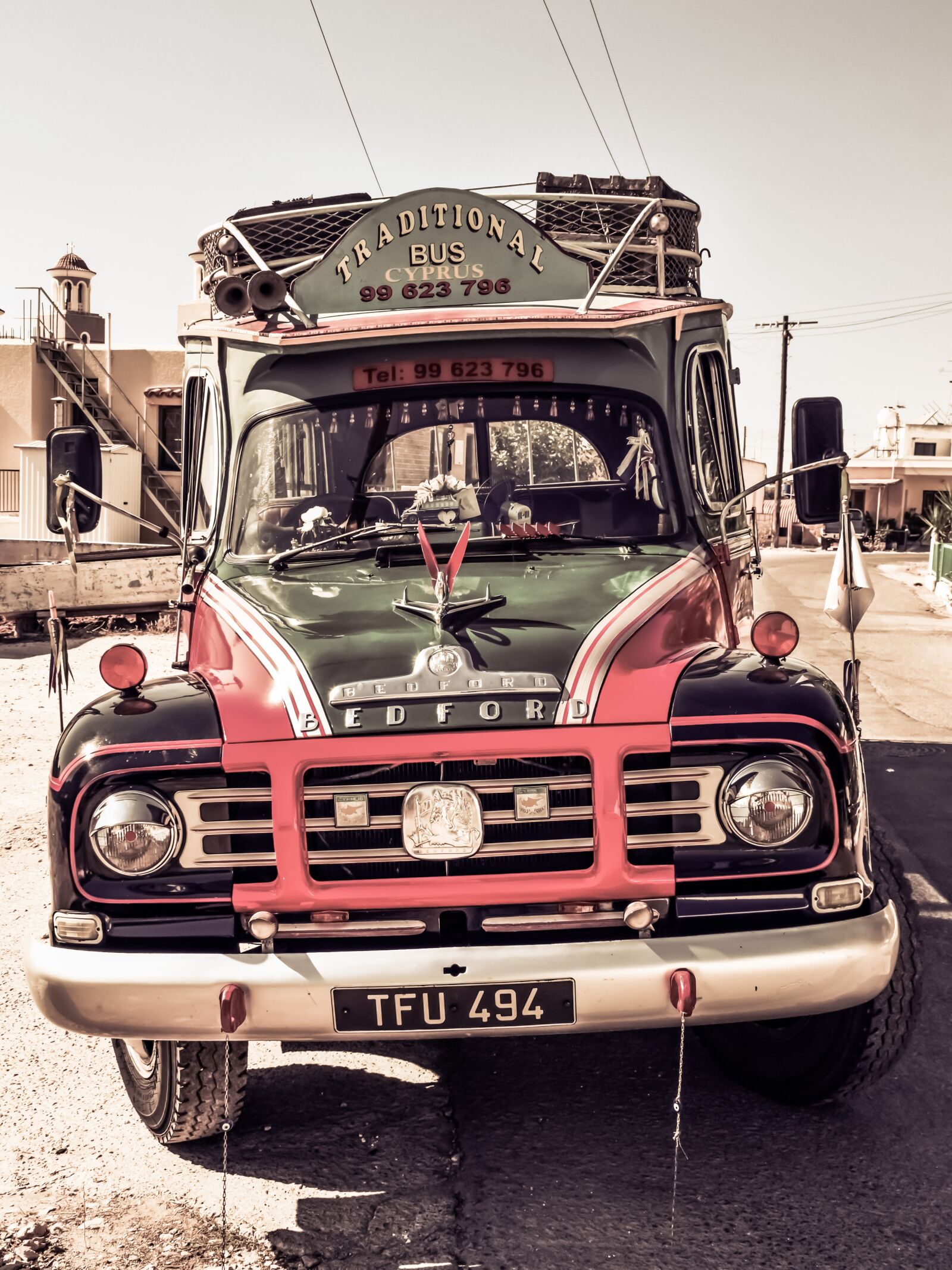 Nikon D3300 sample photo. Bus, old, vehicle photography