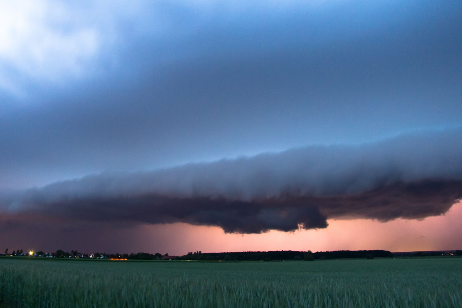 Canon EF-S 17-85mm F4-5.6 IS USM sample photo. Thunderstorm, storm, cumulonimbus photography