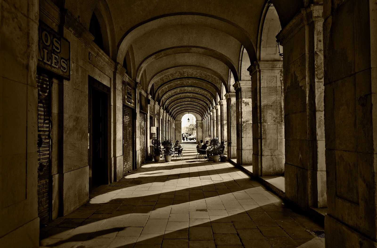 Nikon D3000 sample photo. Architecture, arch, building photography