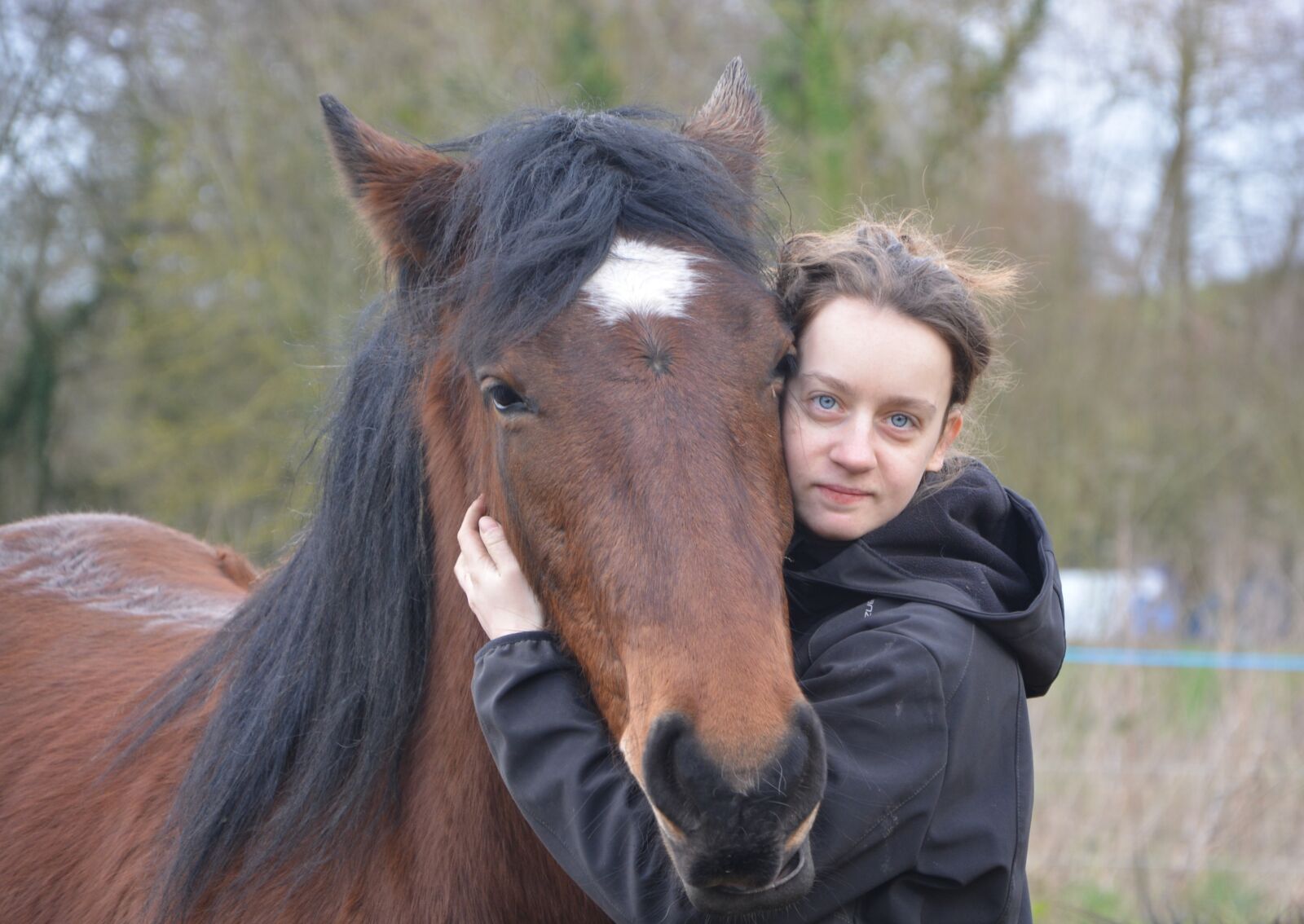 Nikon D5200 sample photo. Girl, head horse, complicity photography