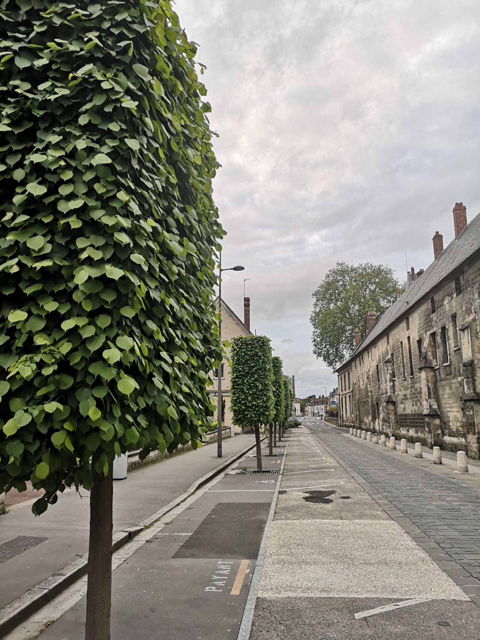 HUAWEI CLT-L29 sample photo. Francja, miasto, beauvais photography