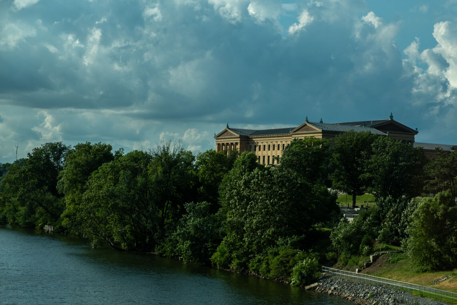 Fujifilm X-T2 sample photo. Philadelphia, trees, river photography
