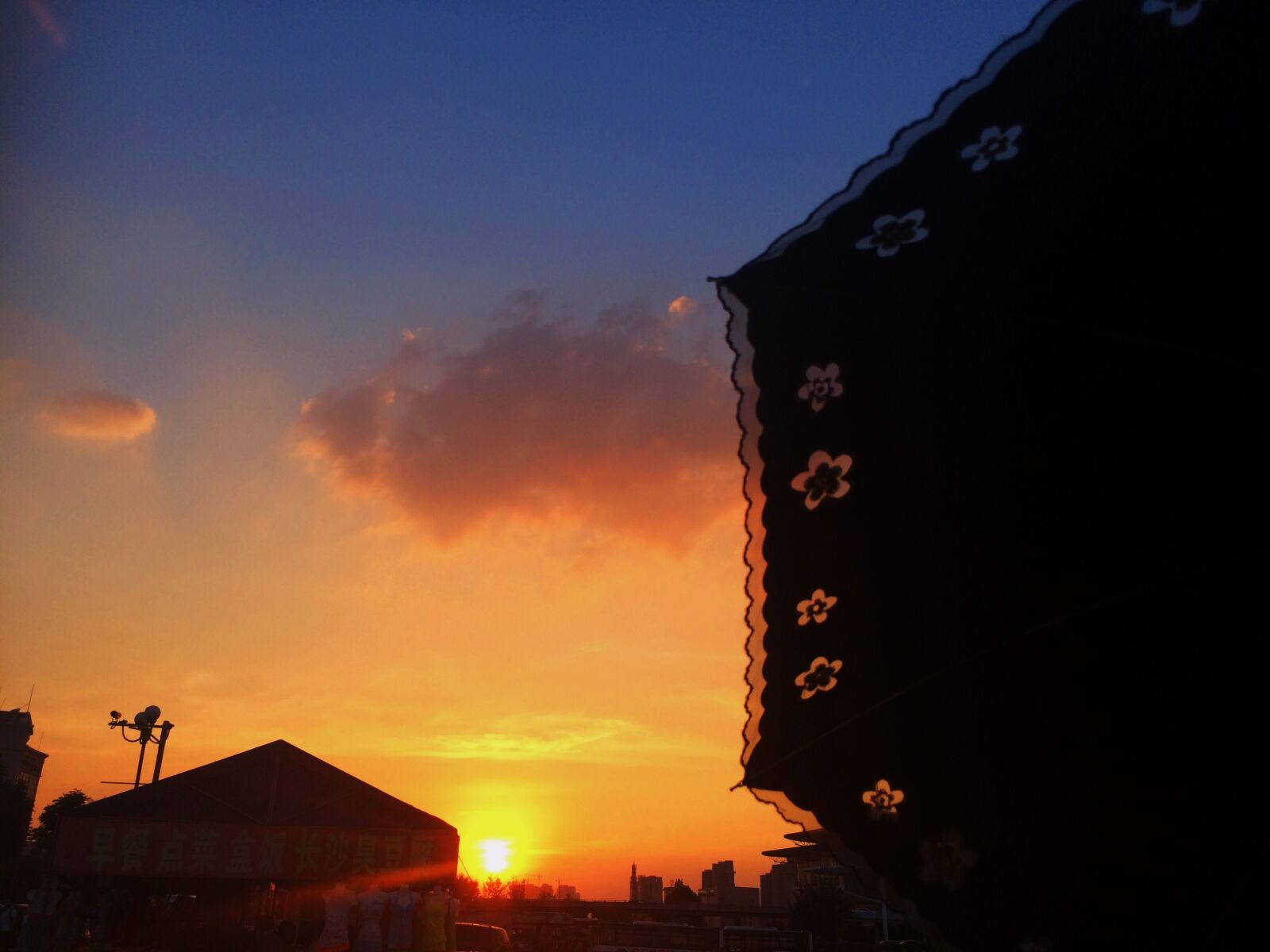 iPhone 5s back camera 4.12mm f/2.2 sample photo. Summer, sunset, cloud photography