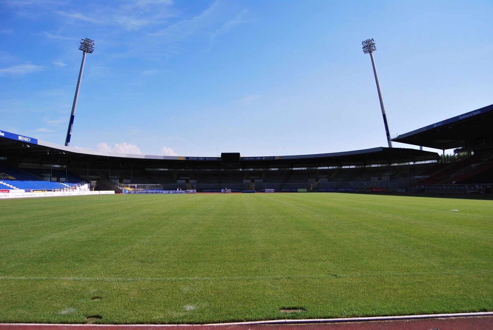 Nikon D60 sample photo. Arena, competition, field, floodlights photography